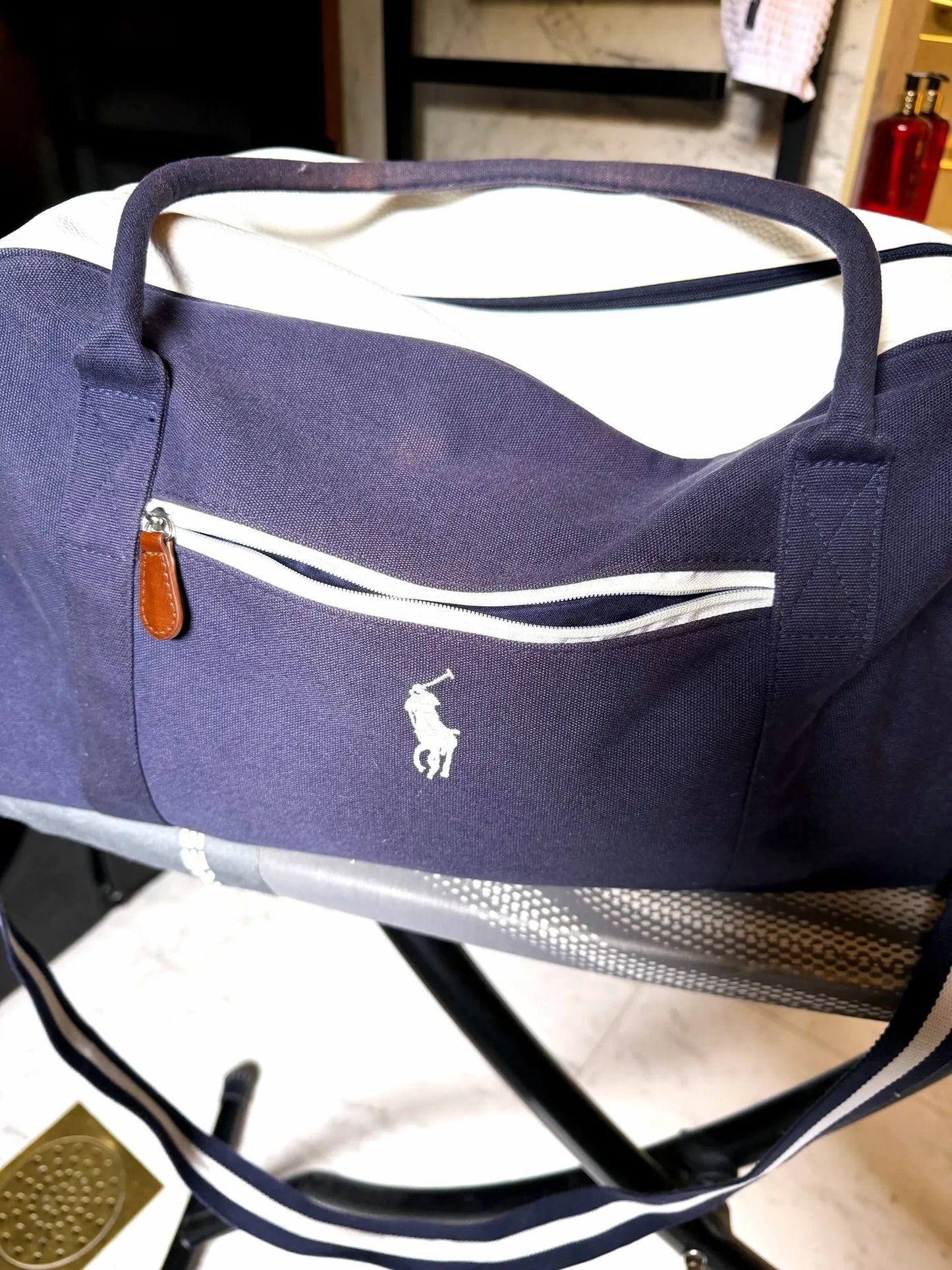 Ralph Lauren-axelremsväska