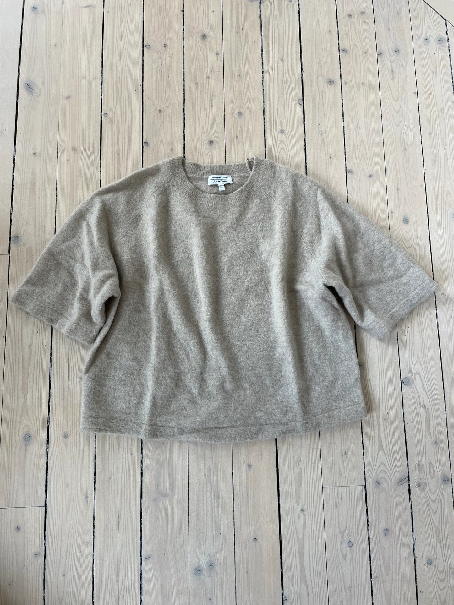 & Other Stories Top