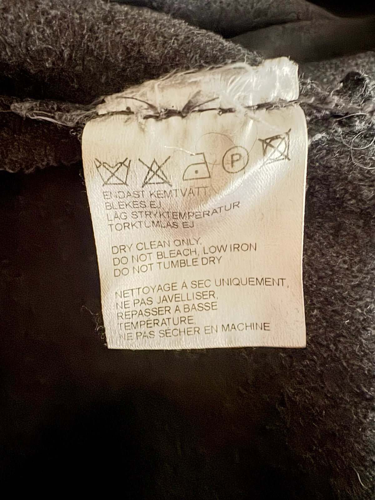 Acne Jeans Sylwia Raw-ulljacka