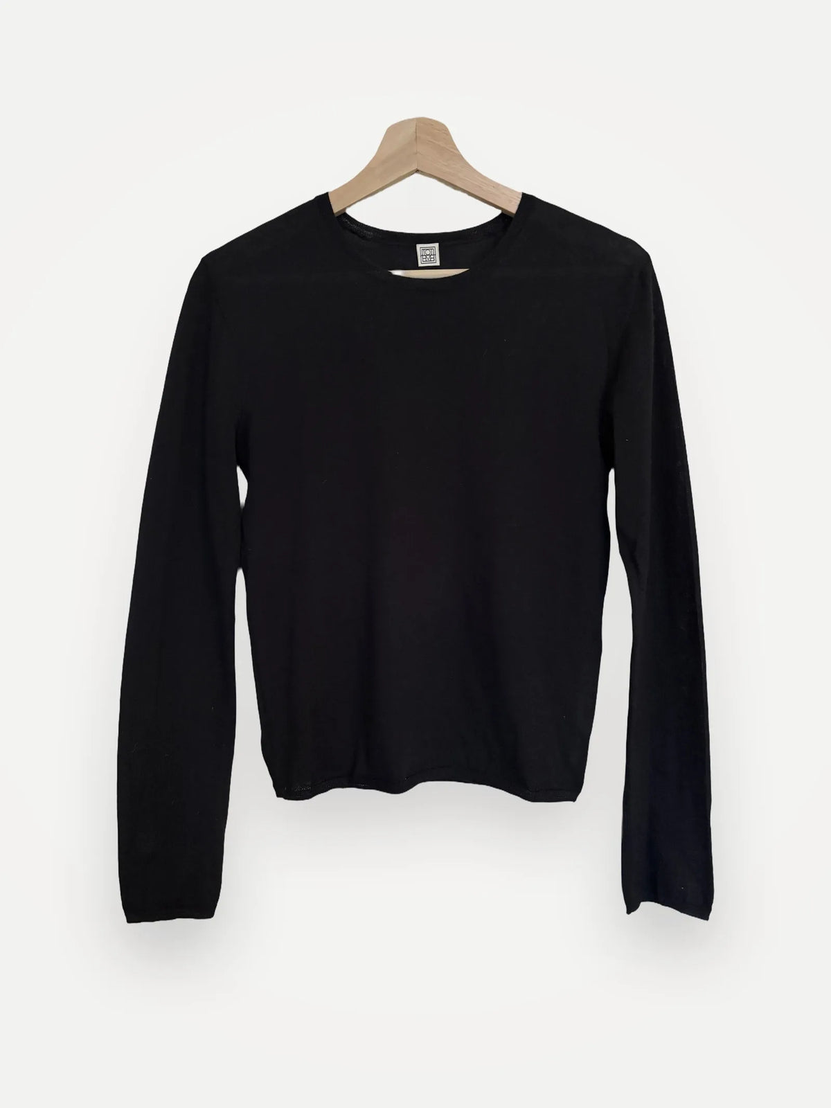 Toteme Thin Cashmere Sweater