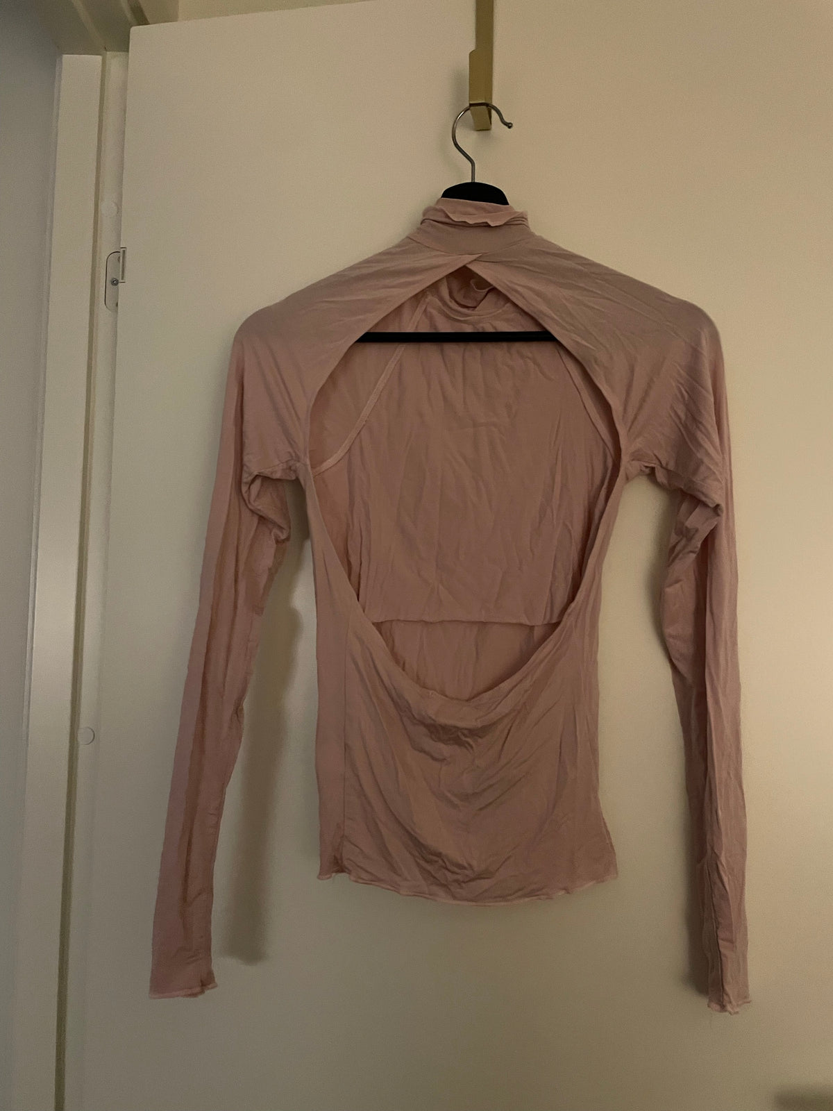 The Line By K-polotröja NWOT