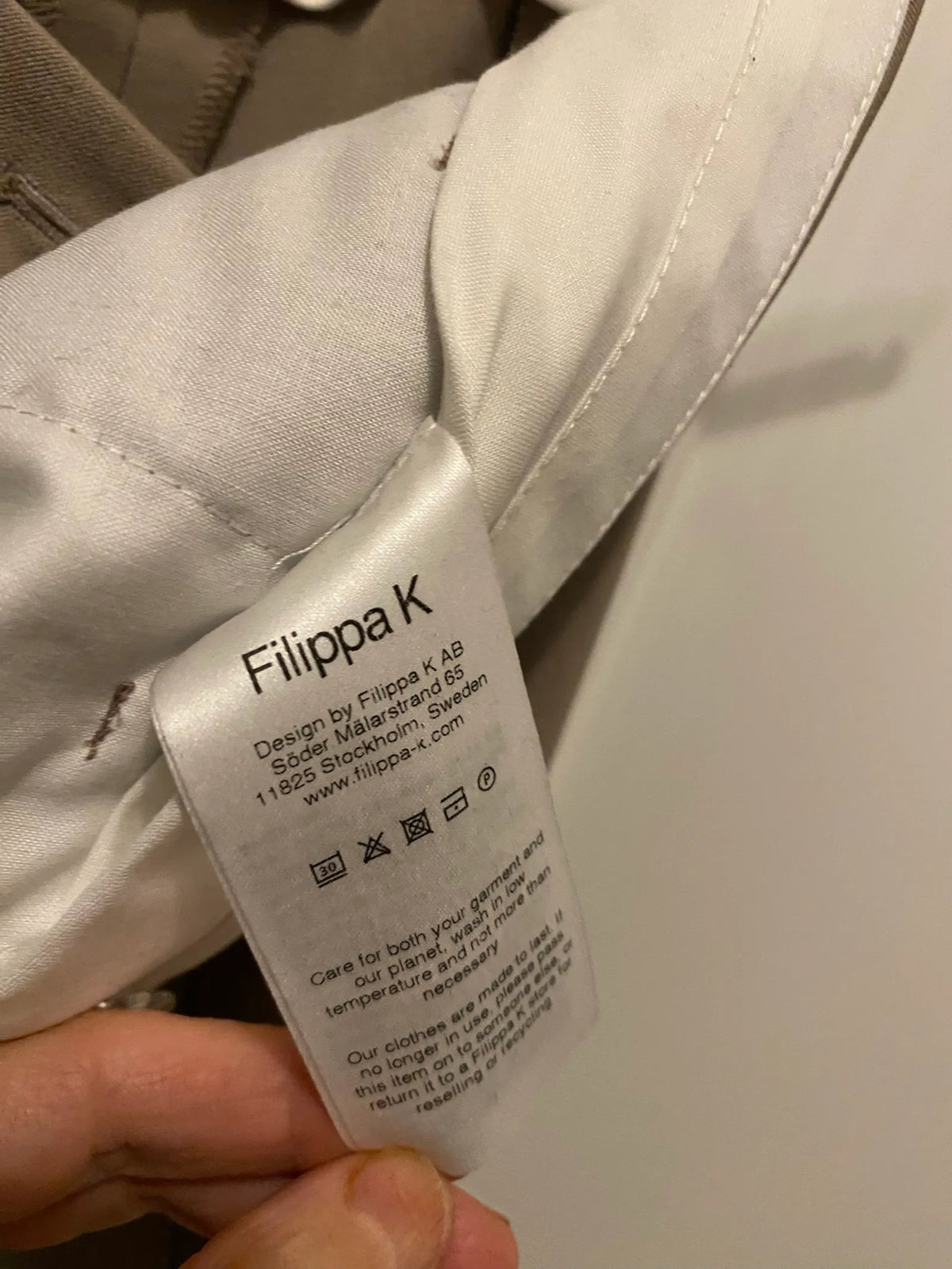 Filippa K-chinos