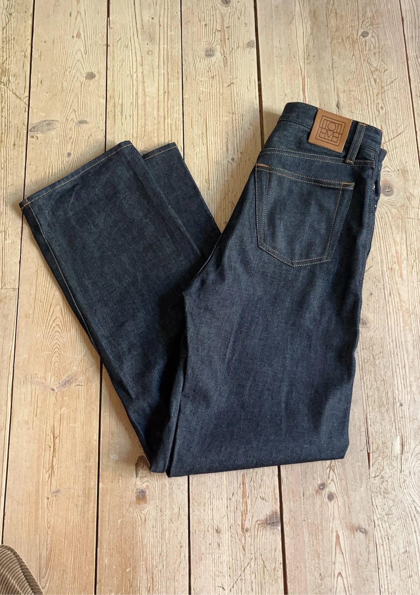Toteme Twisted Seam Full Length Raw Blue-jeans