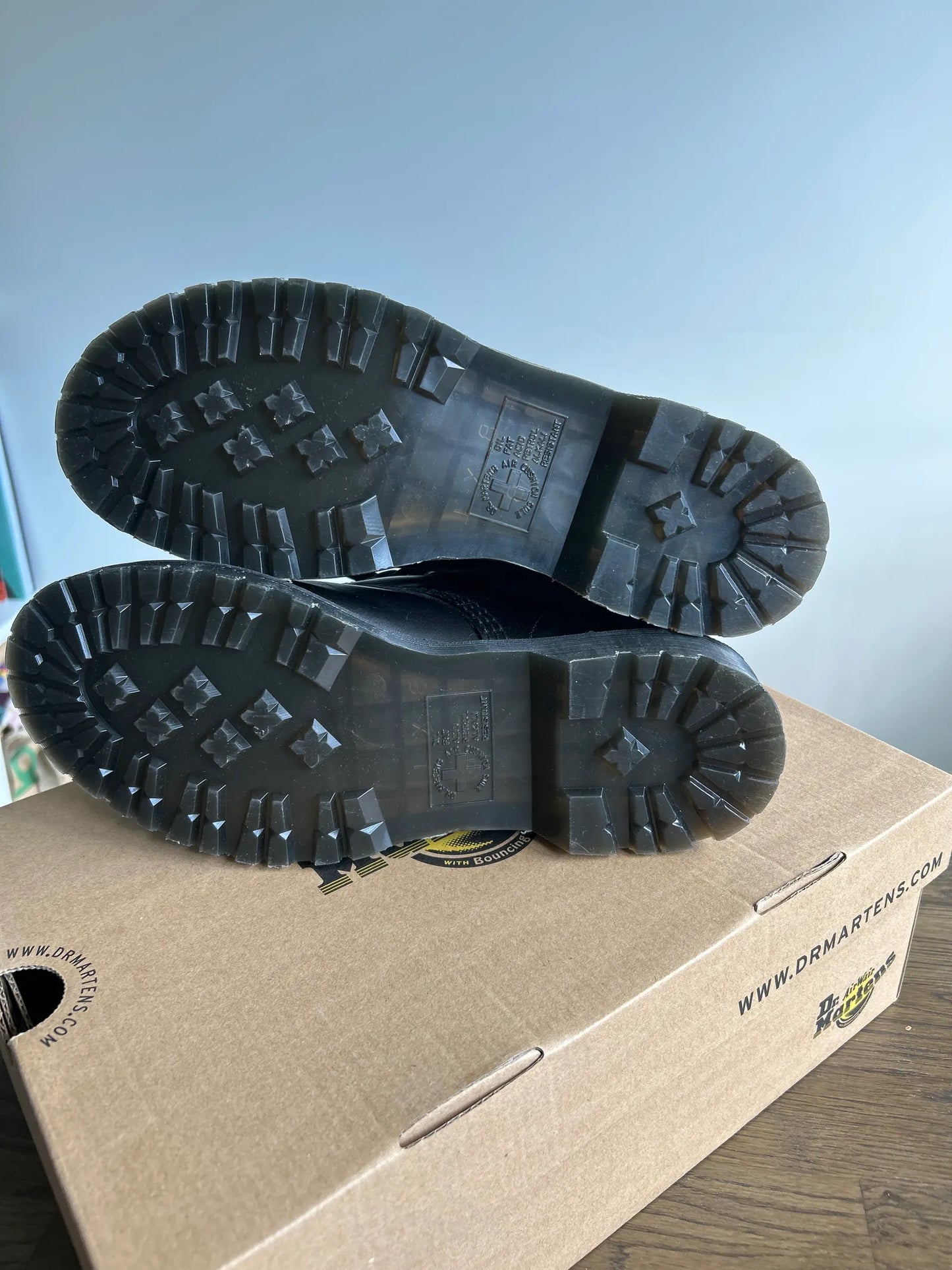 Dr. Martens 1460 Serena Leo-skinnkängor NWOT