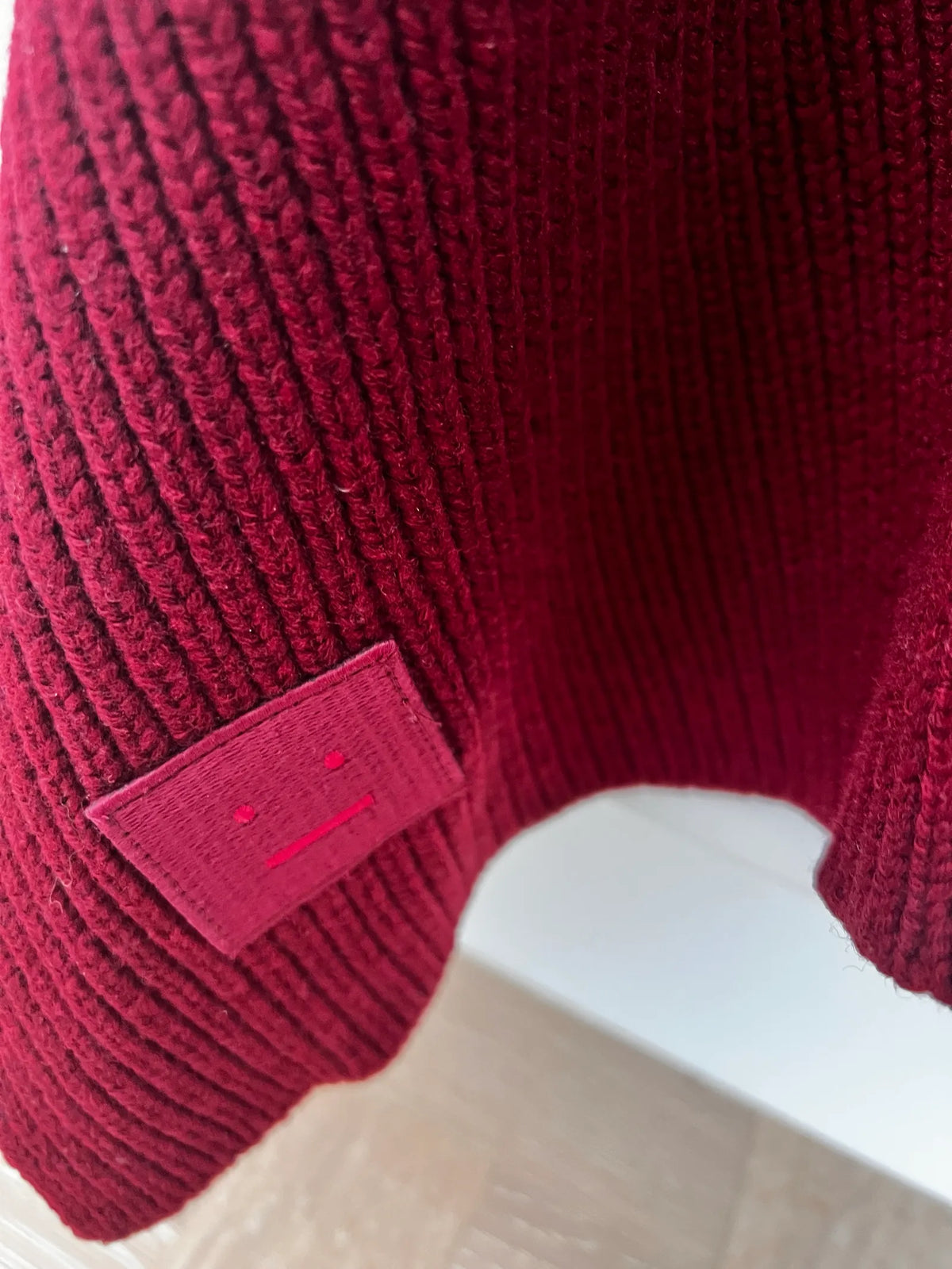 Acne Studios-ullhalsduk NWOT