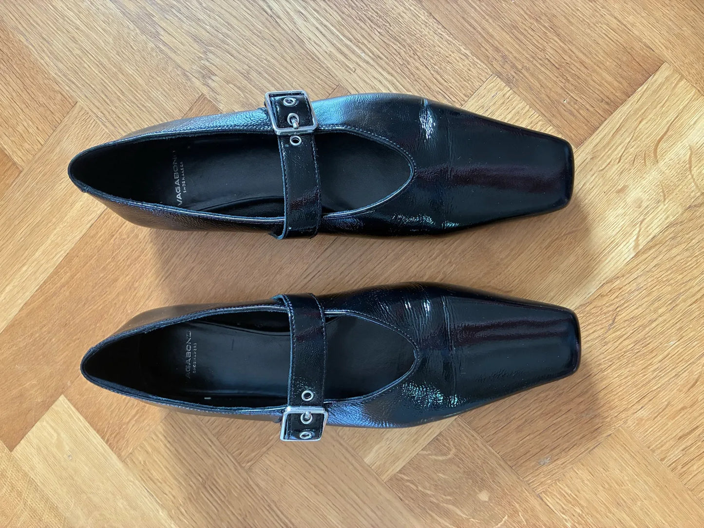 Vagabond Ballet flats