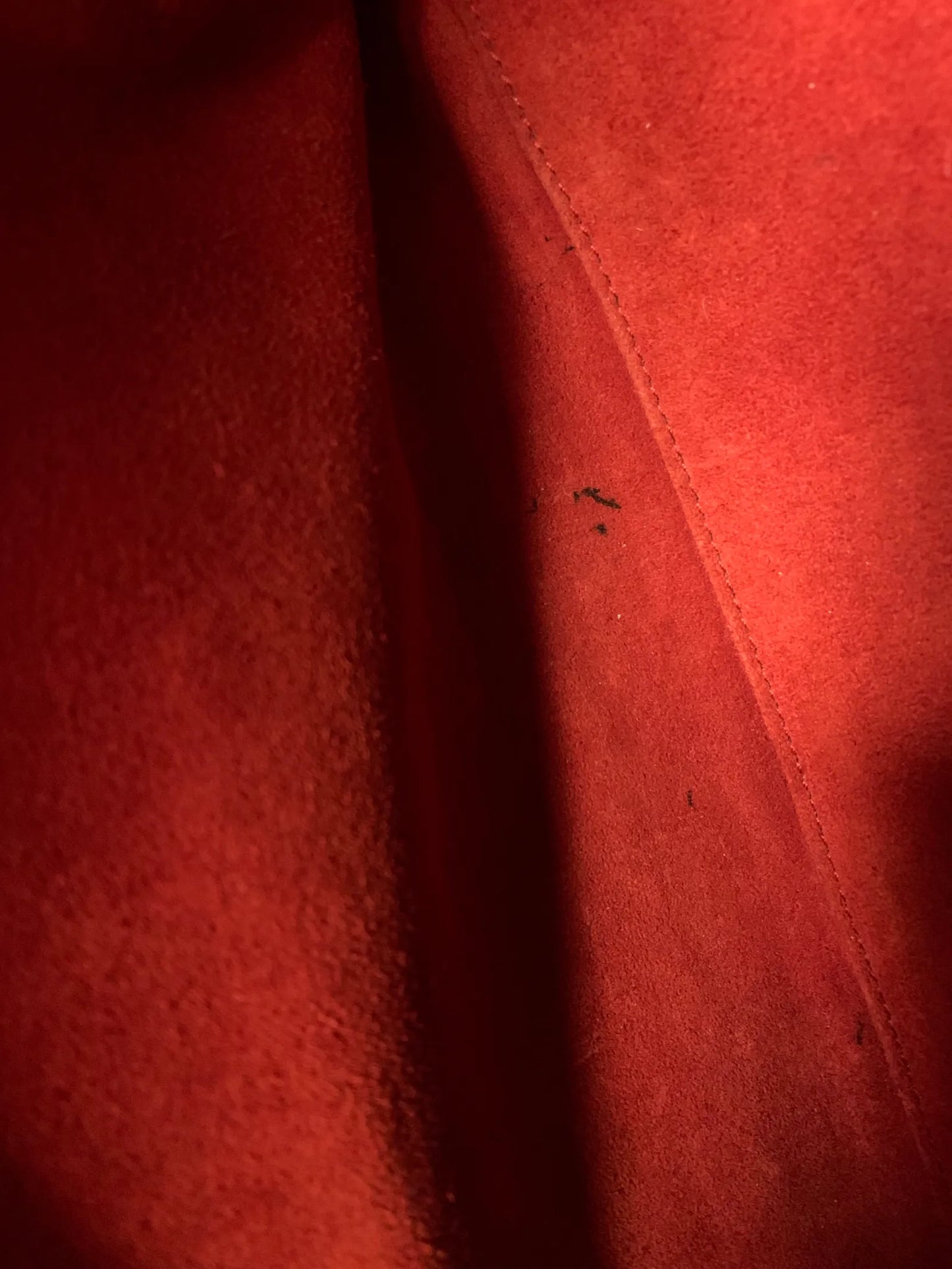 Saint Laurent Duffle-skinnaxelremsväska