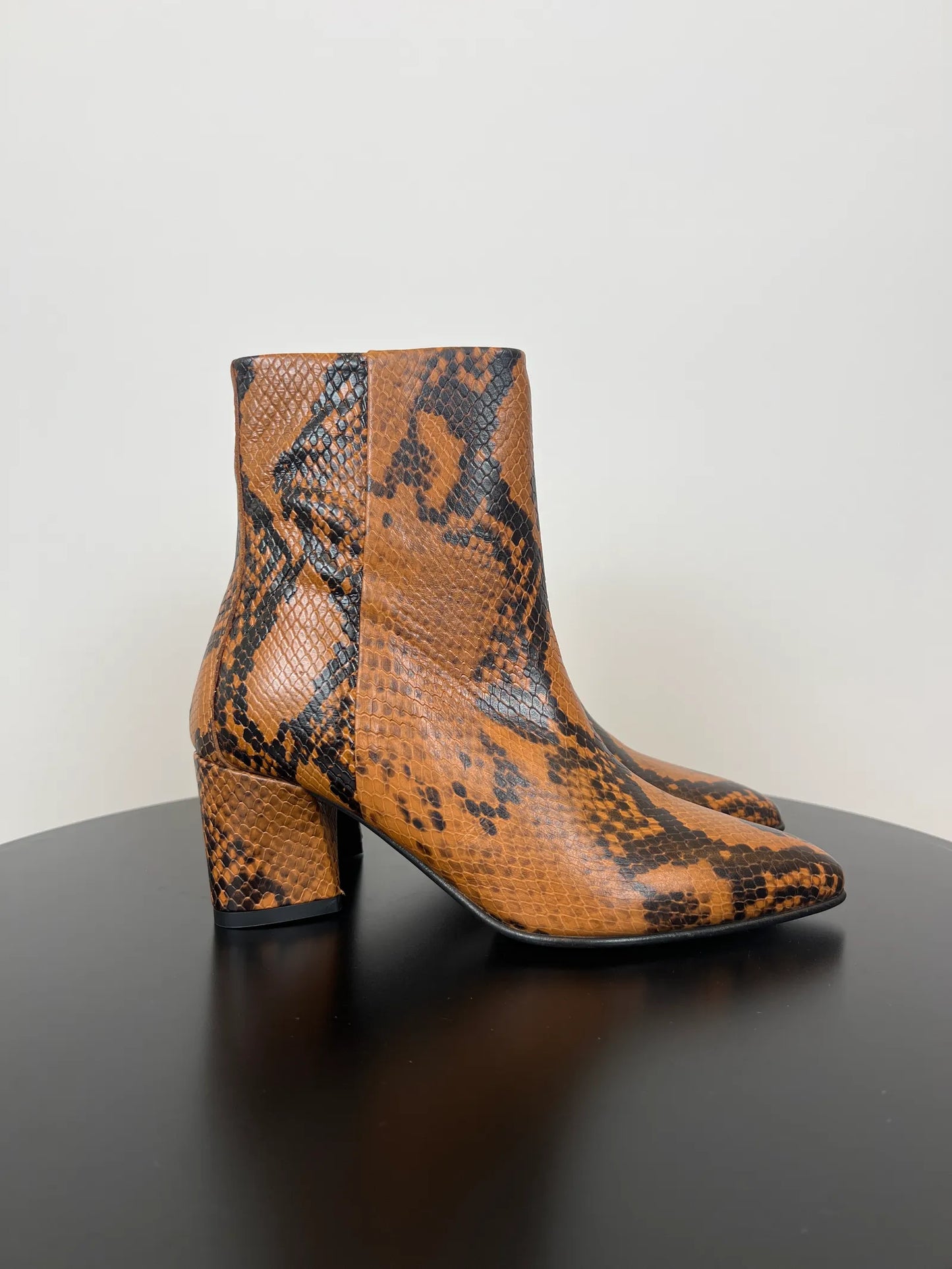 Blankens The Riverside Serpent-skinnboots NWT