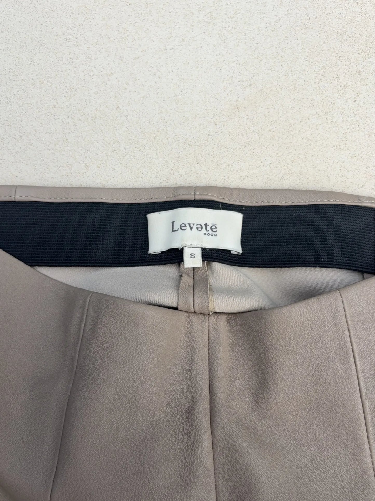 Levete Room-skinnbyxor NWOT