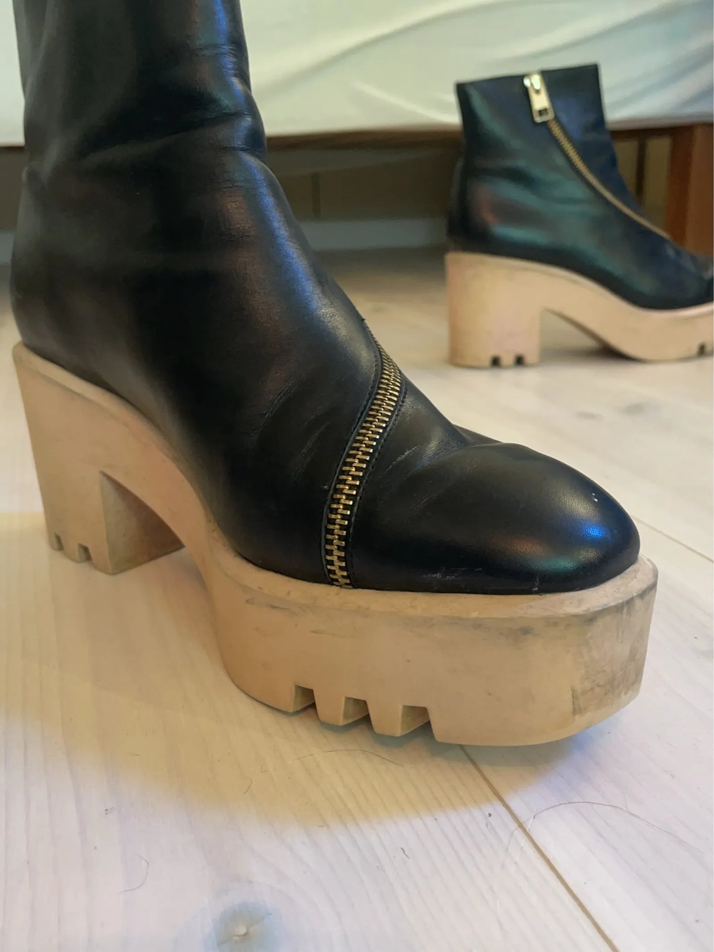 & Other Stories Boots