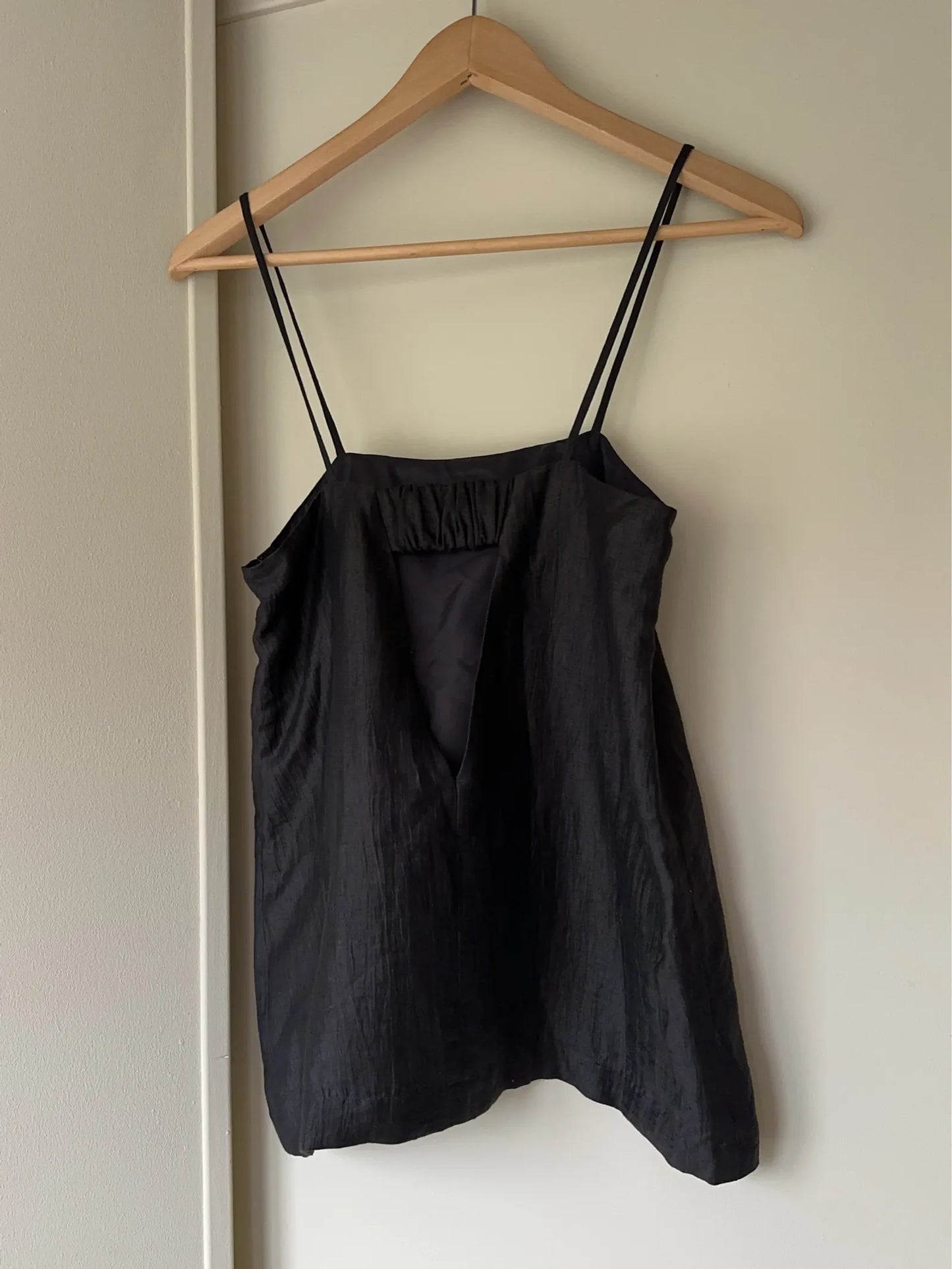 Dagmar Linen Strap-linne NWT
