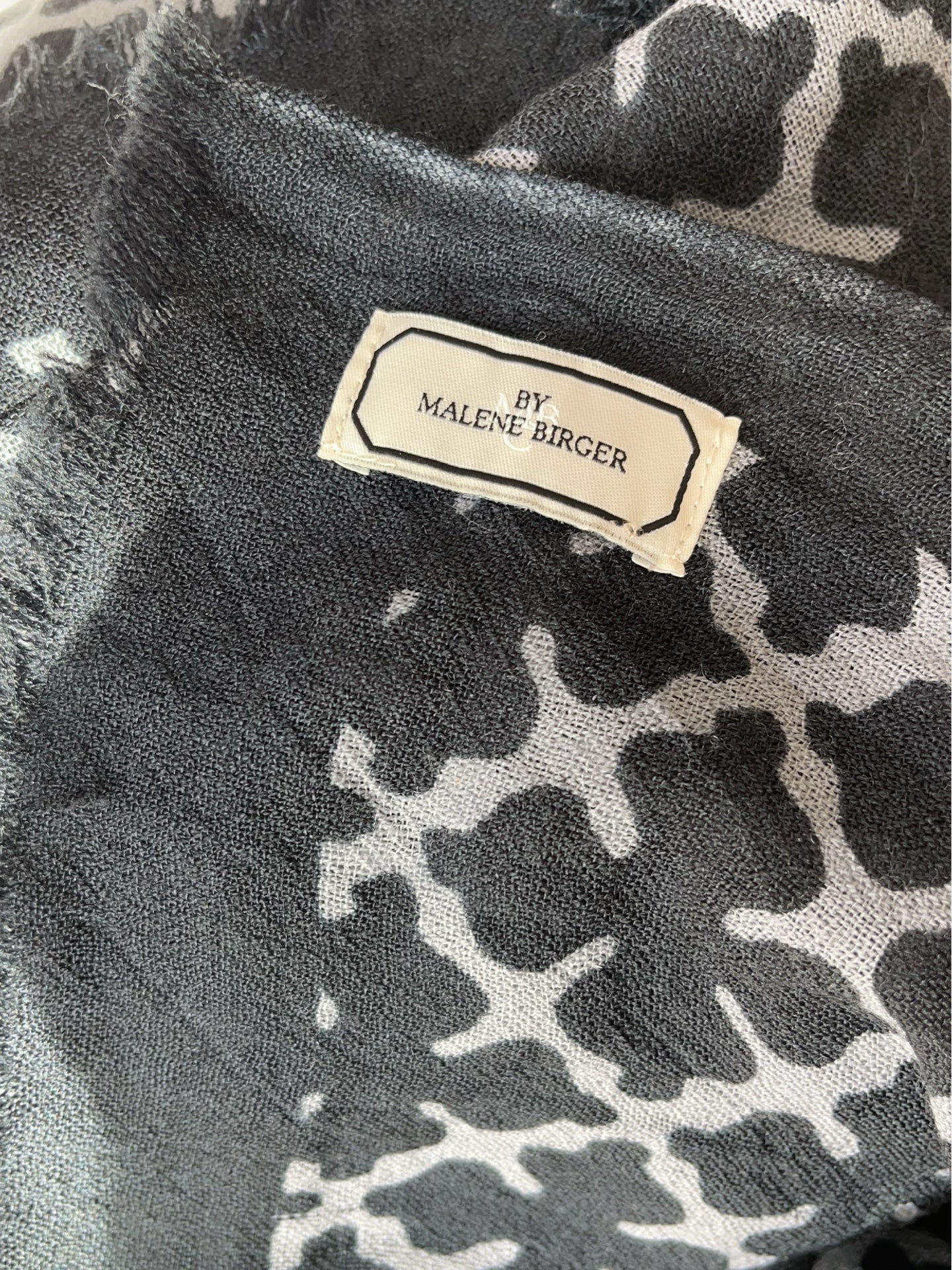 By Malene Birger Ortega Scarf