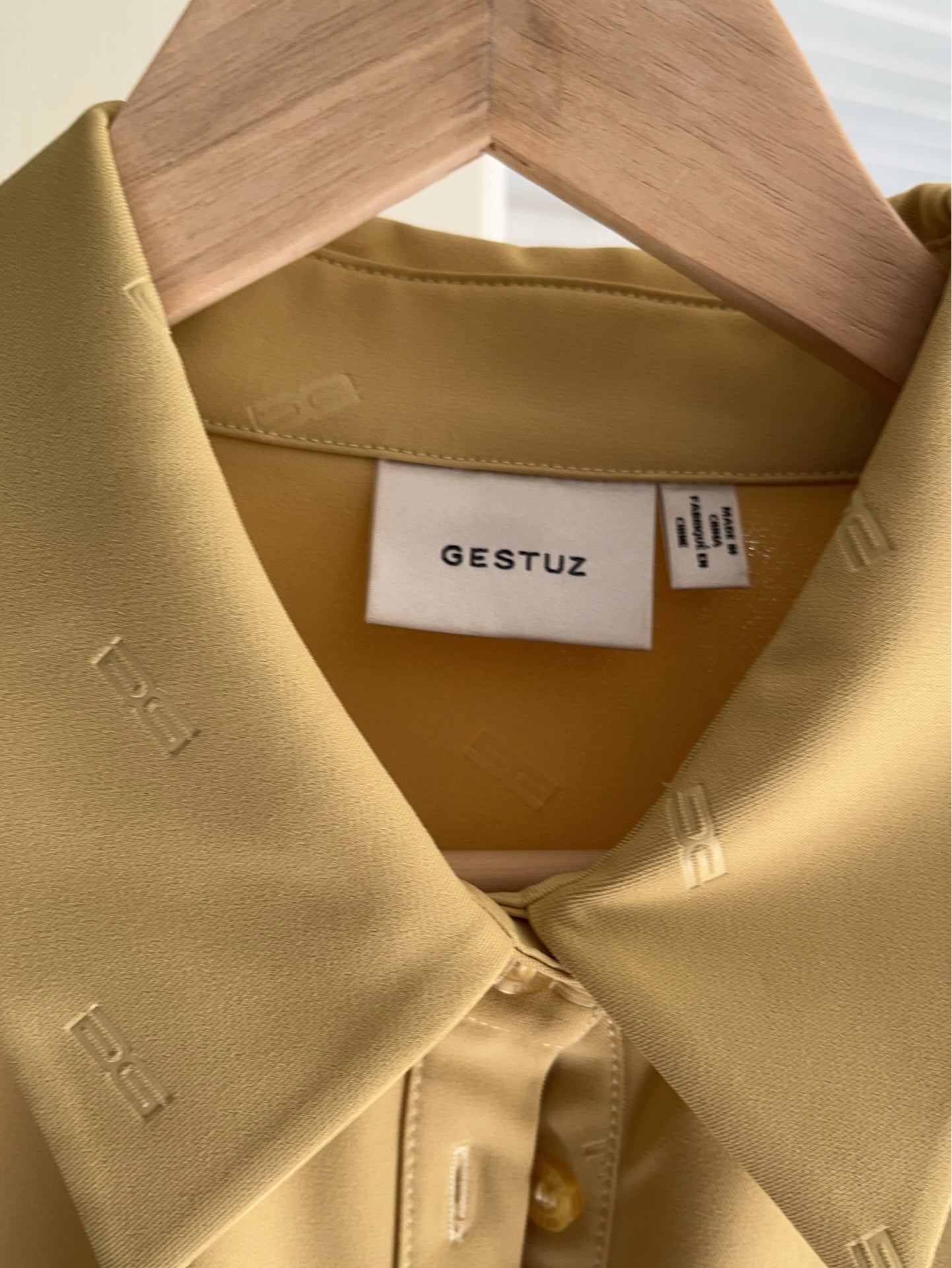 Gestuz-skjorta