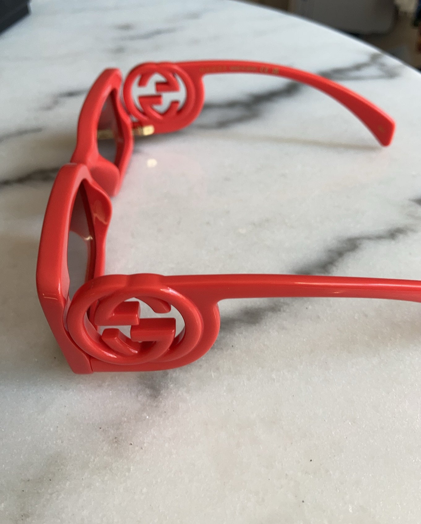 Gucci-solglasögon NWOT