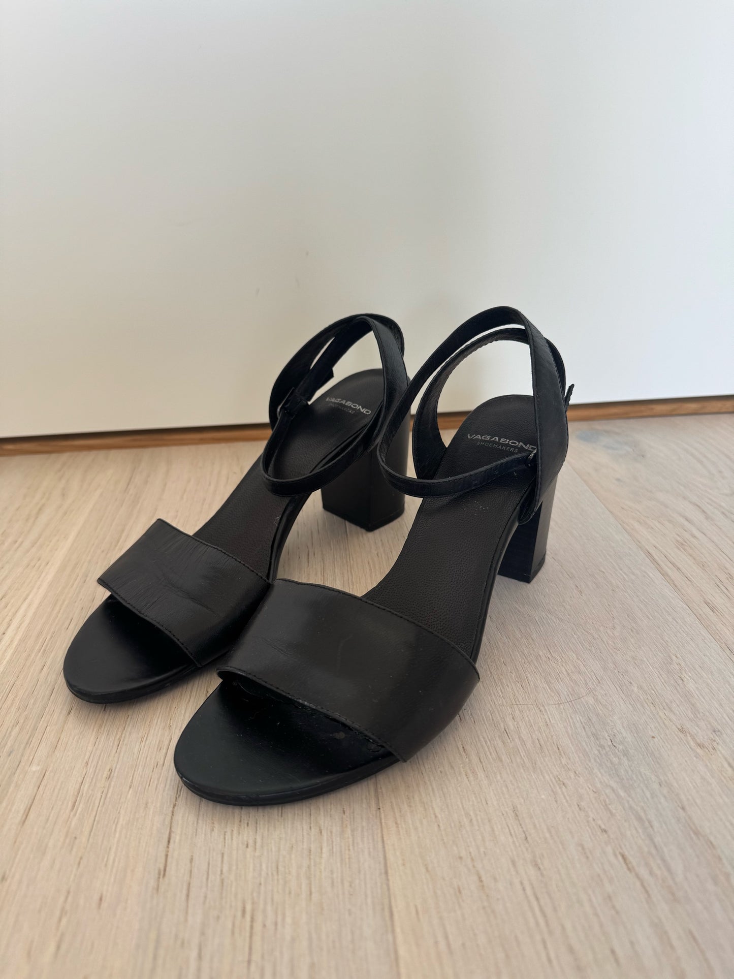 Vagabond Heels