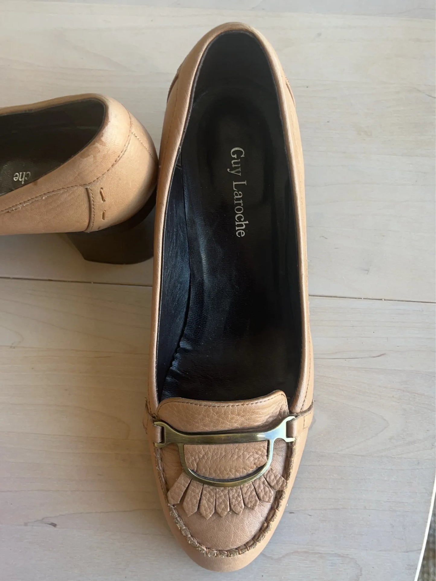 Guy Laroche-skinnloafers
