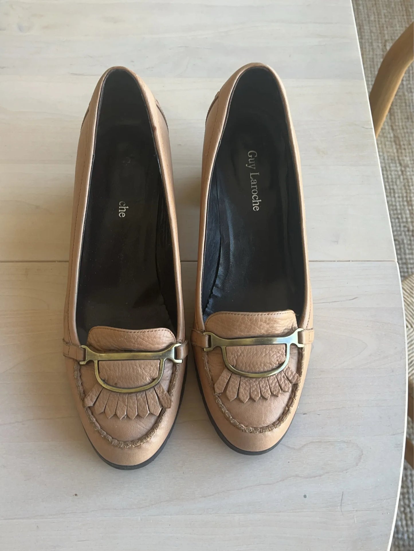 Guy Laroche-skinnloafers