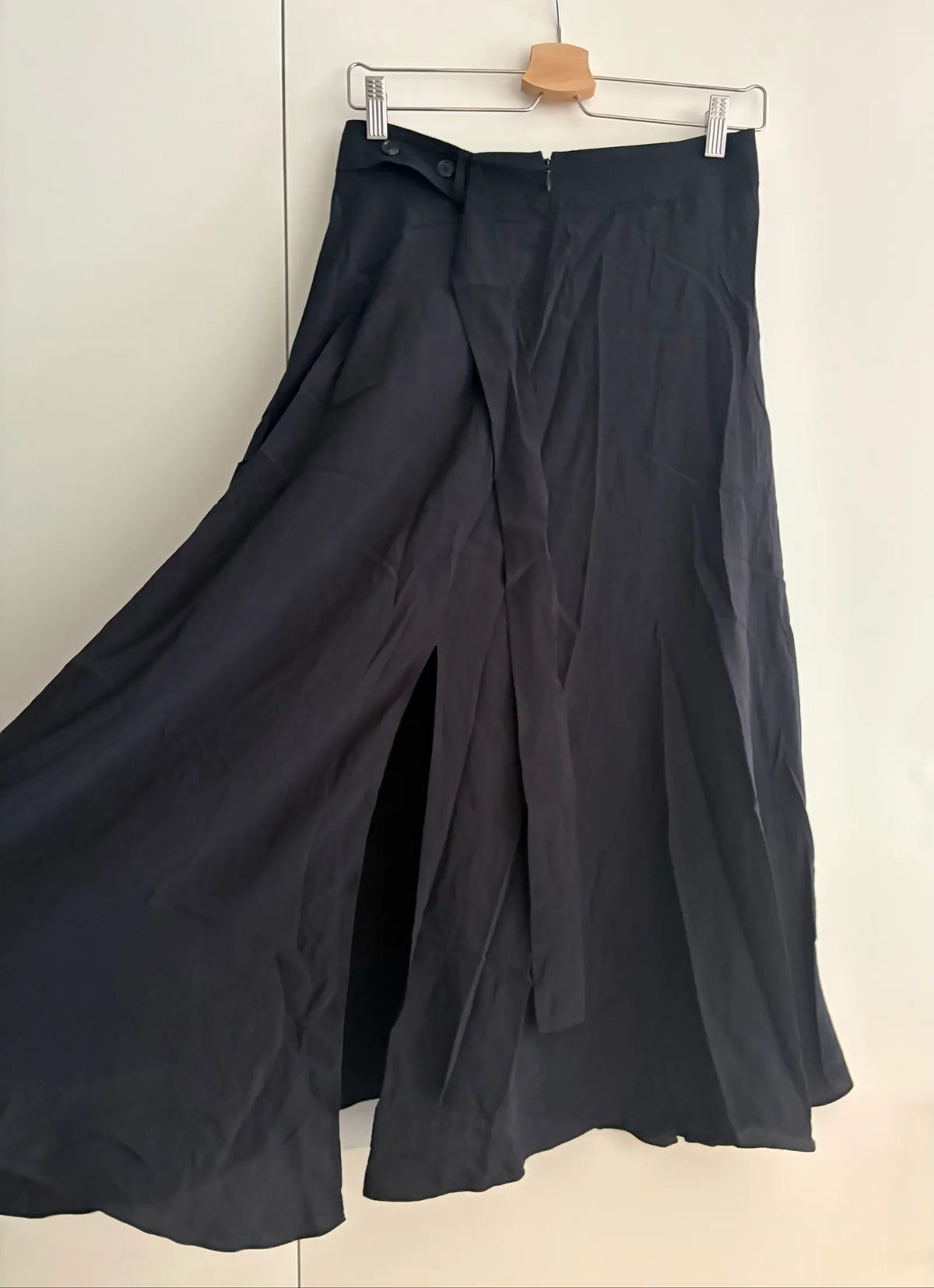 Acne Studios-sidenkjol