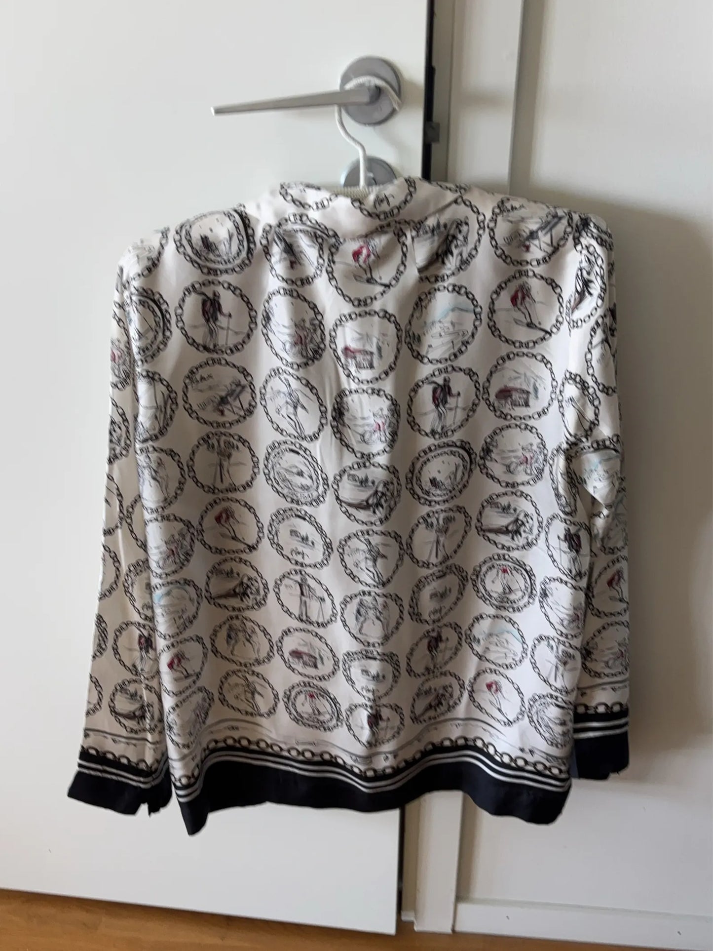 Max Mara-sidenskjorta