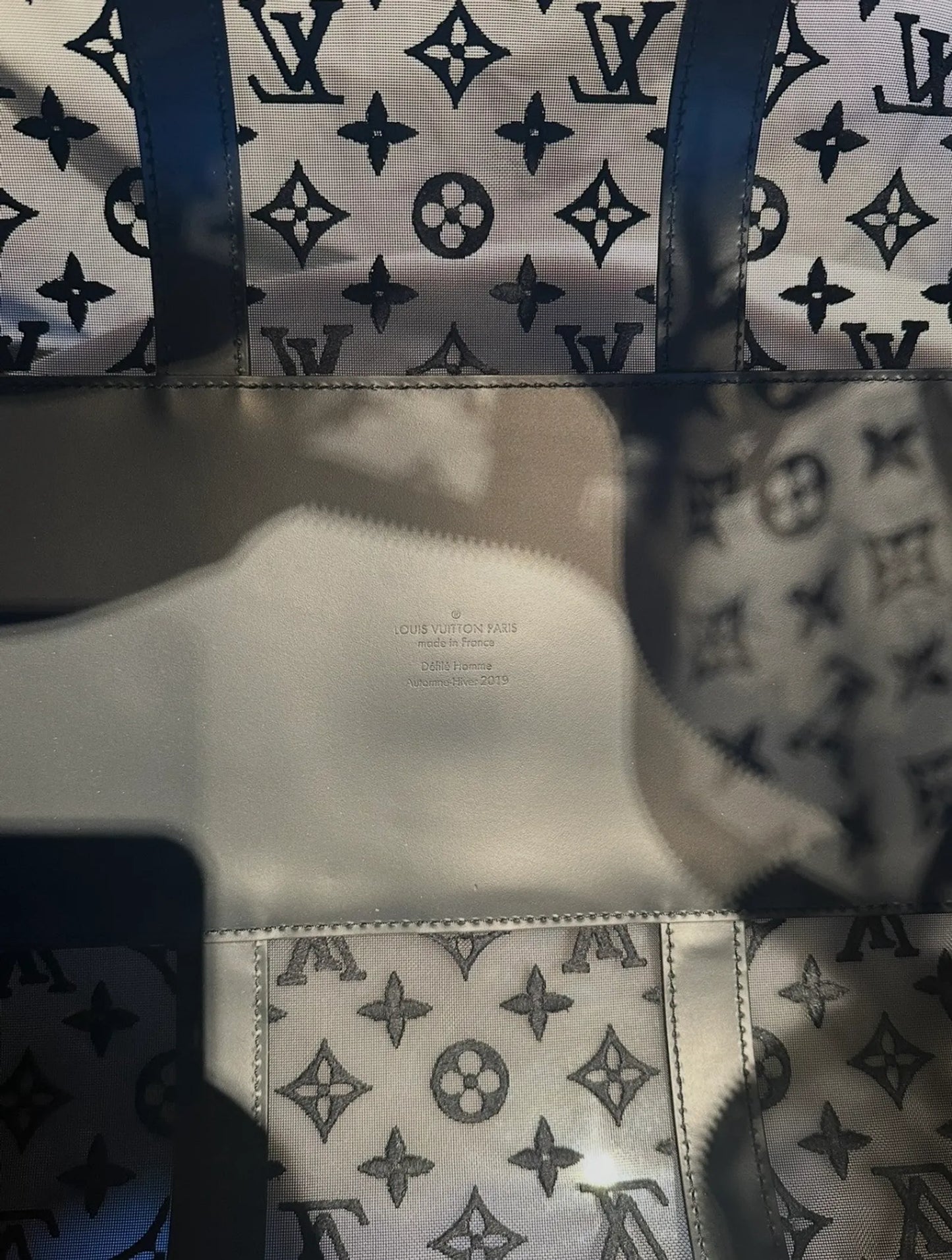Louis Vuitton Keepall Bandoulière 50-skinnresväska