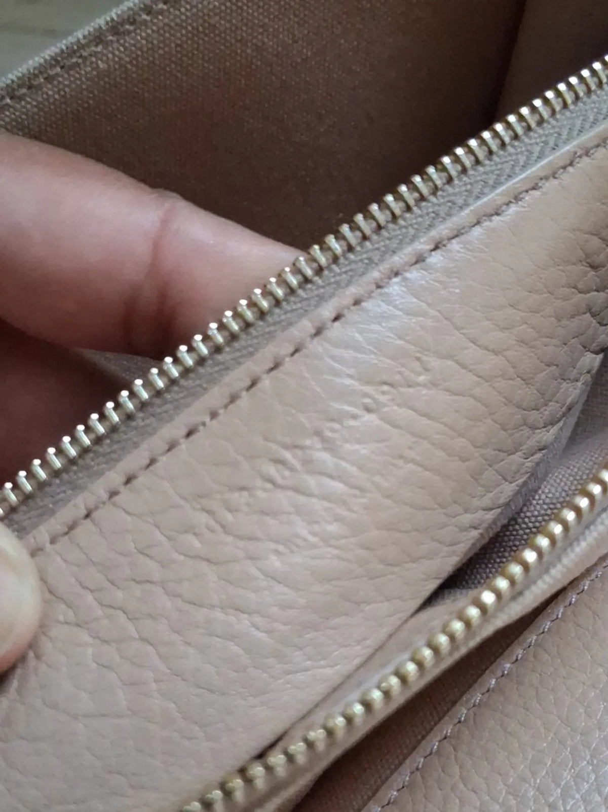 Saint Laurent Handbag