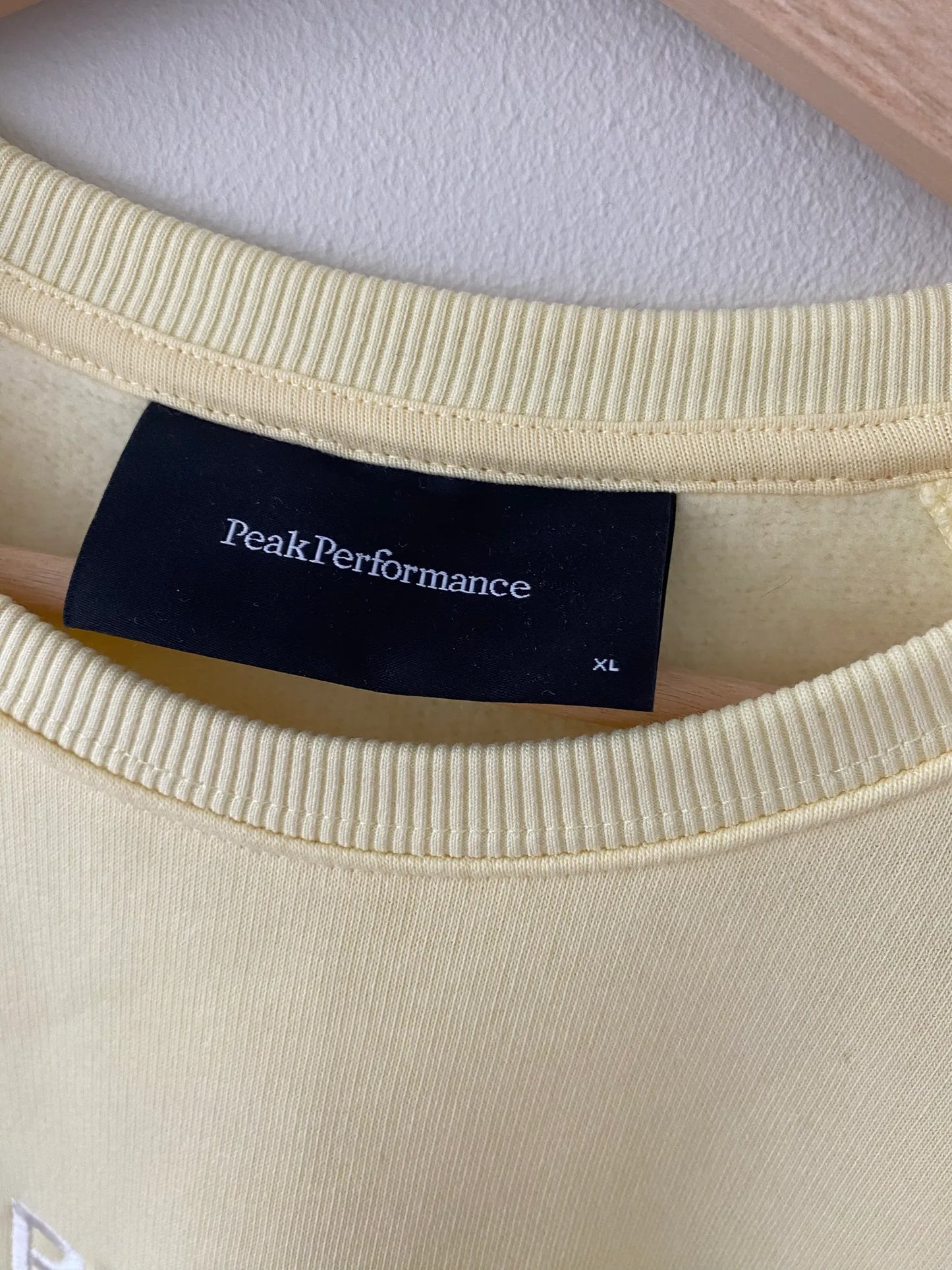 Peak Performance W Logo Crew Sweatshirt