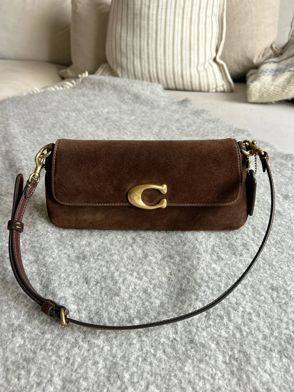 Coach Jet Shoulder Shoulder bag
