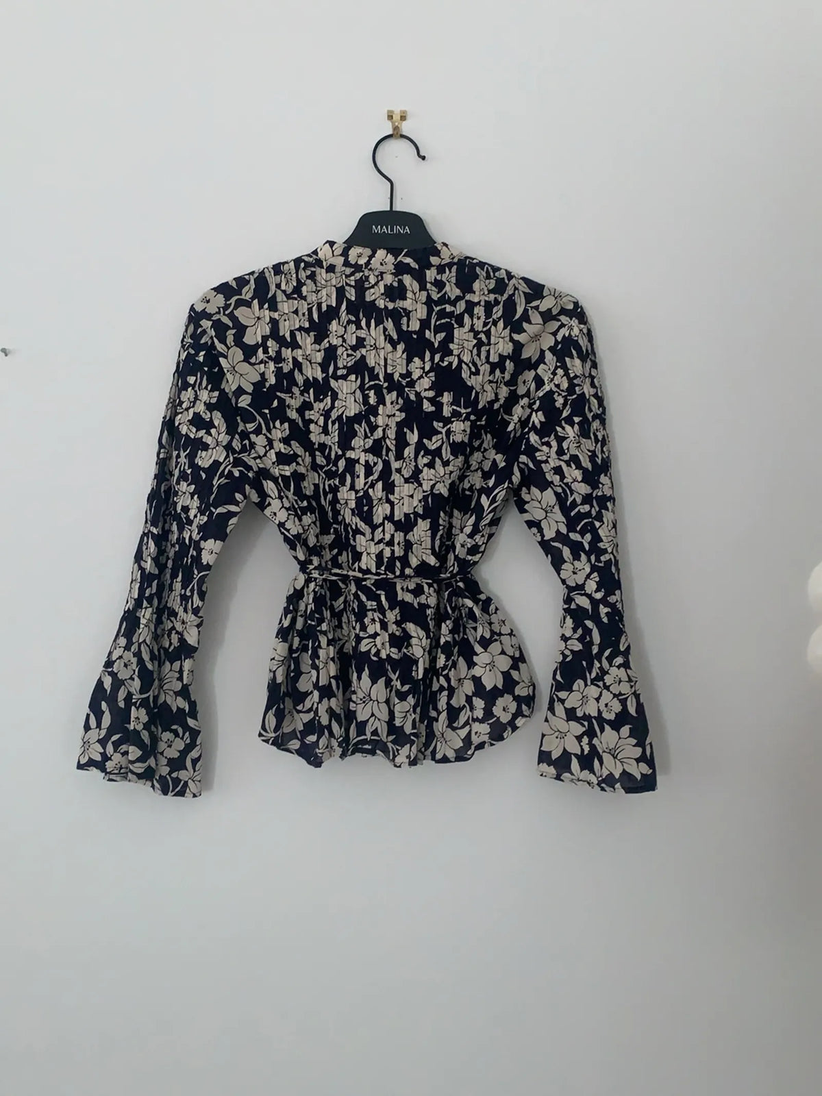 Malina Plisserade Små Sydda Veck Hela Blusen Blouse