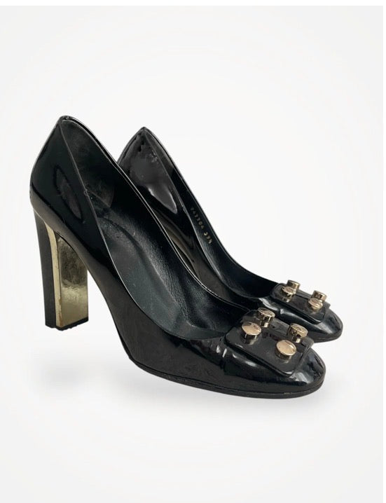 Gucci Black Patent Leather-skinnklackar