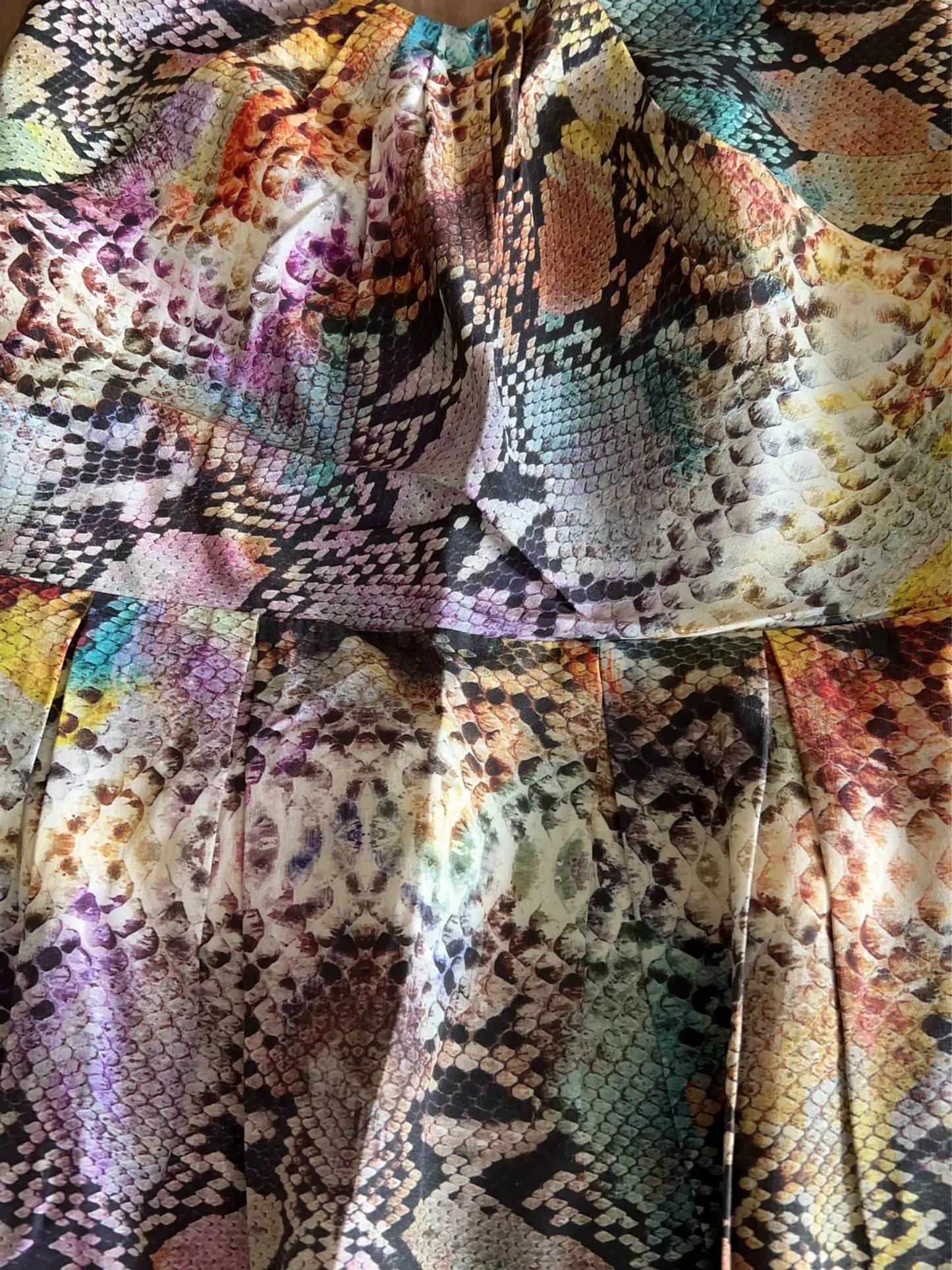 By Malina-sidenklänning NWOT