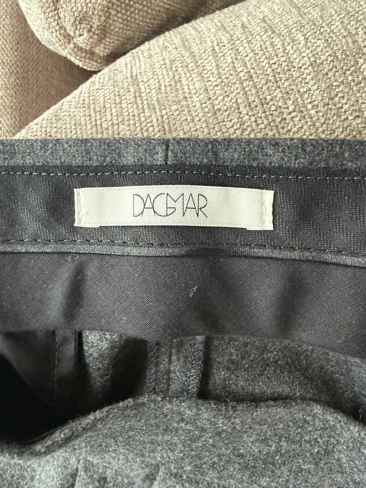 Dagmar-ullkostymbyxor NWOT