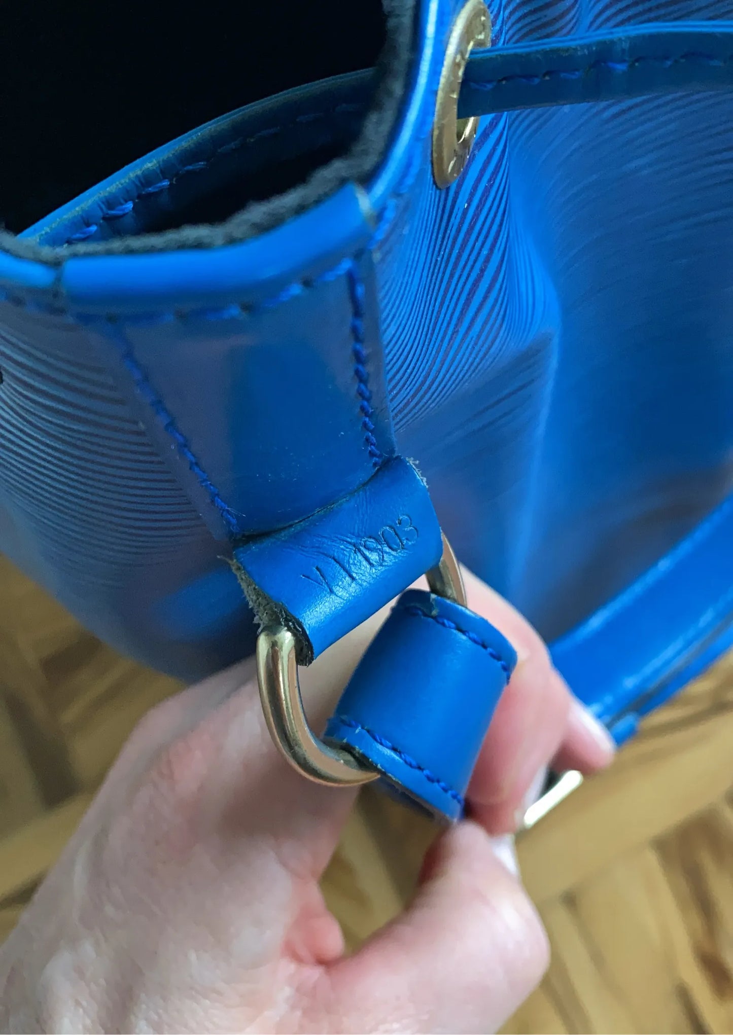 Louis Vuitton Noe Gm-skinnaxelremsväska