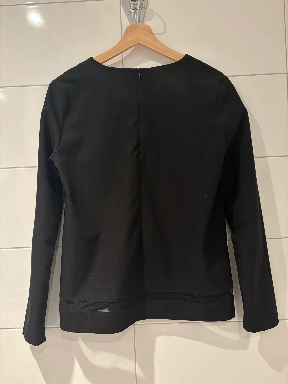 J.Lindeberg-blus