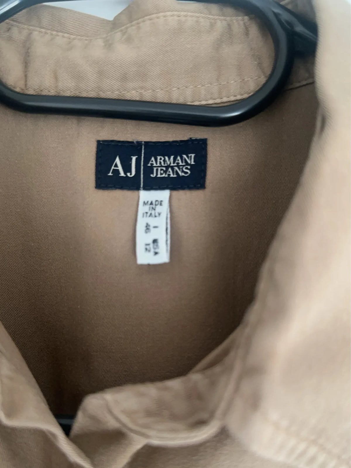 Armani-skjorta NWOT