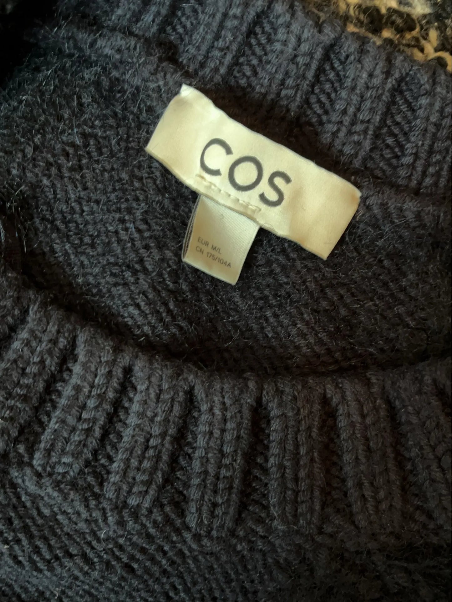 Cos-ulltröja