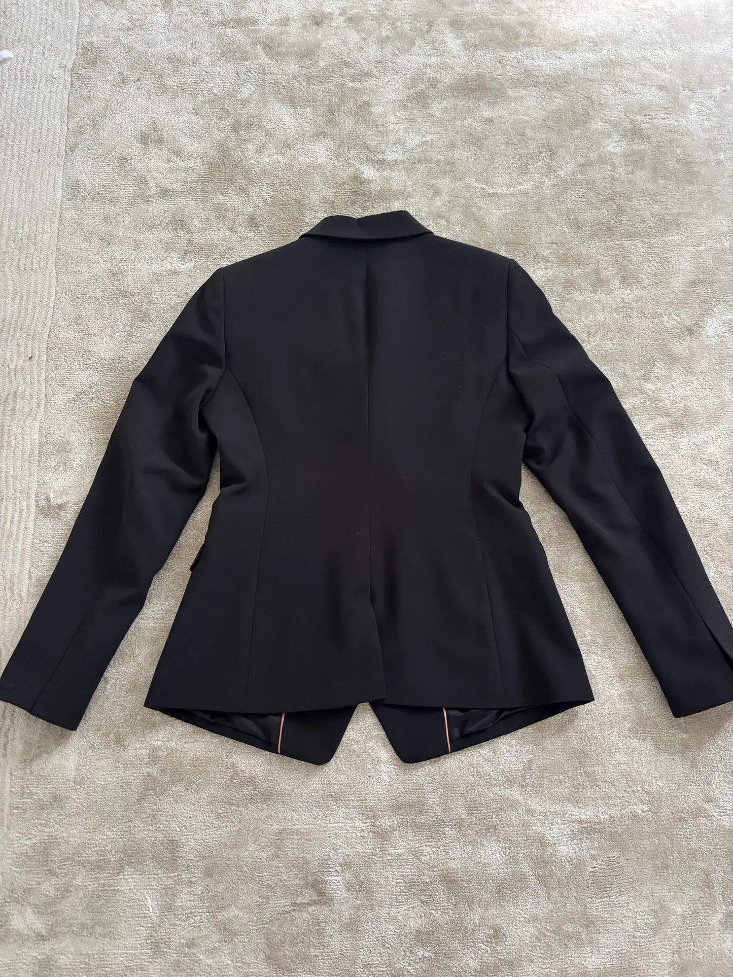 Tiger of Sweden Suit
