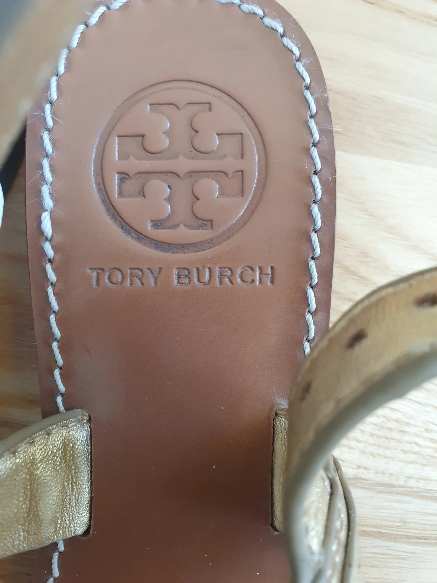 Tory Burch-skinnsandaler