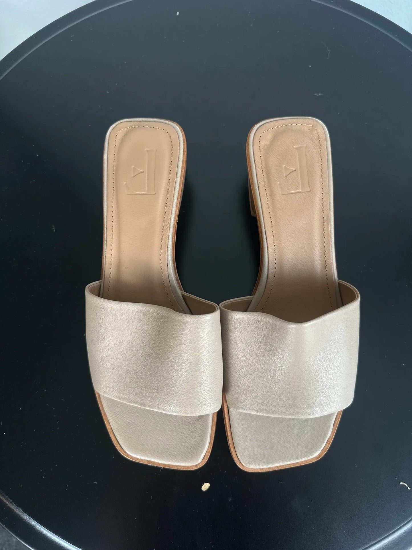 Flattered Jody Leather Beige-skinnsandaler