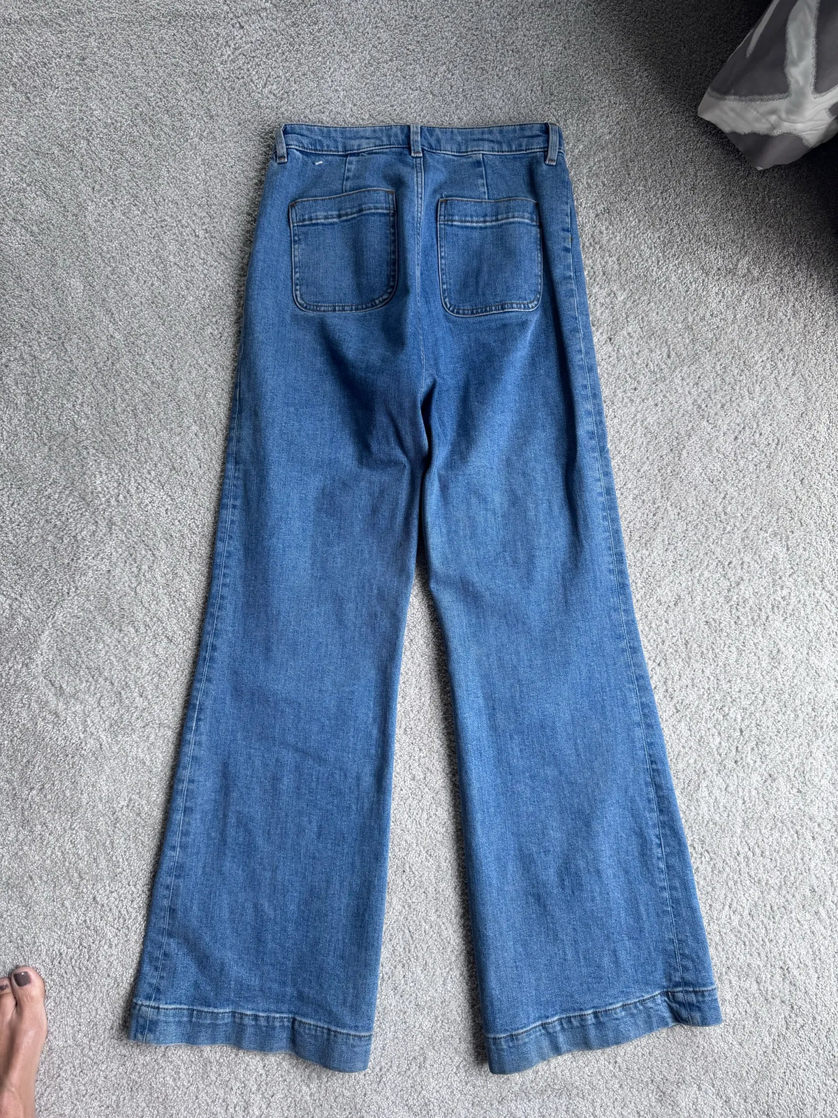 & Other Stories-jeans