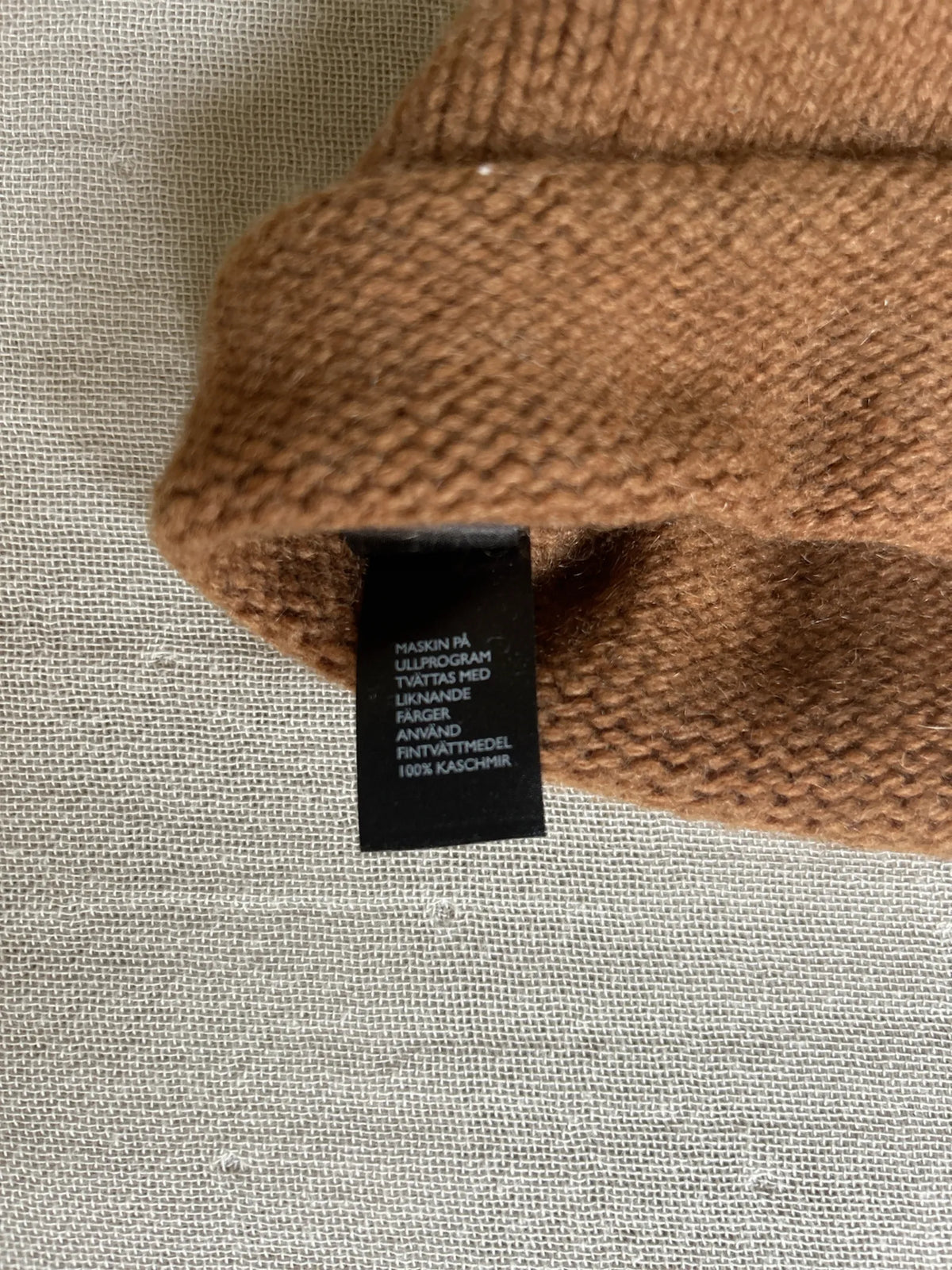 Cos Hat