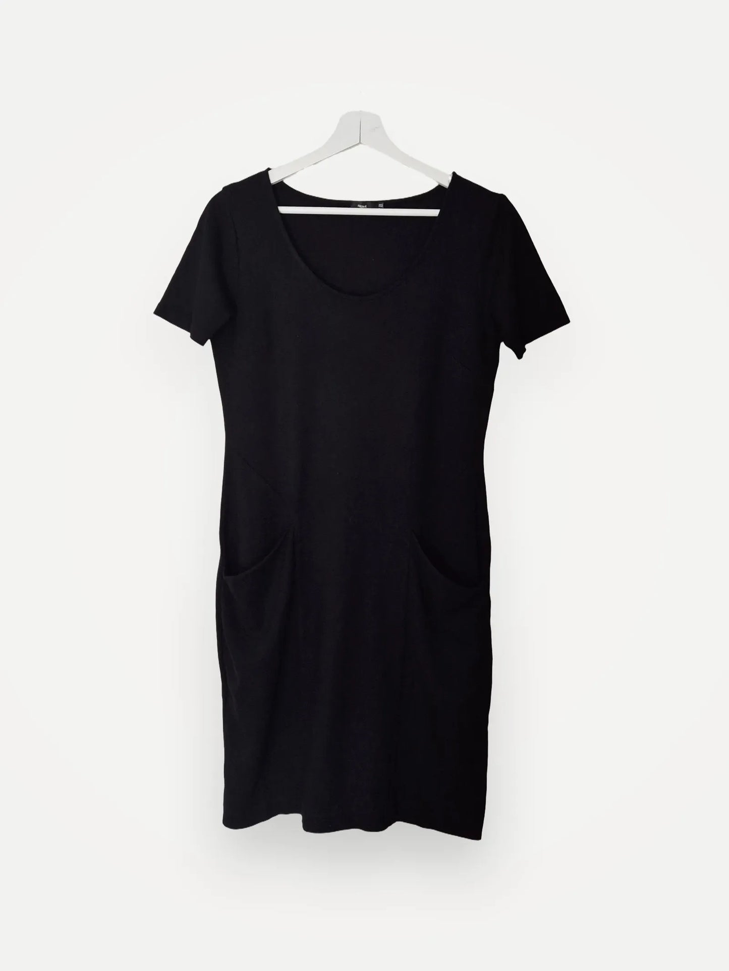 Filippa K-klänning
