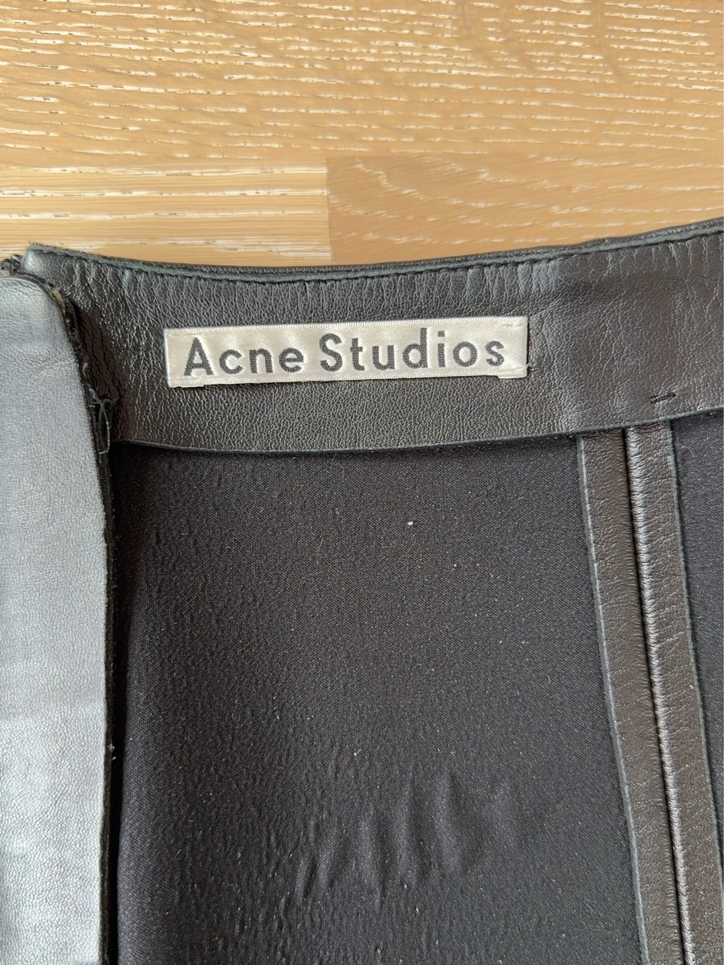 Acne Studios Captation Scuba-skinnkjol
