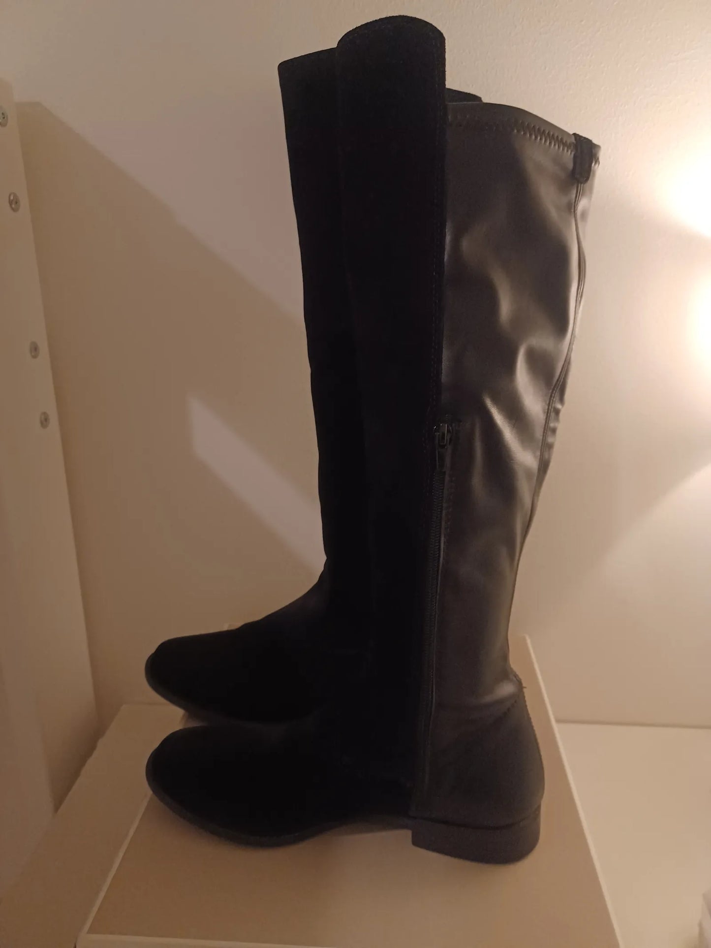 Tamaris-skinnboots NWOT