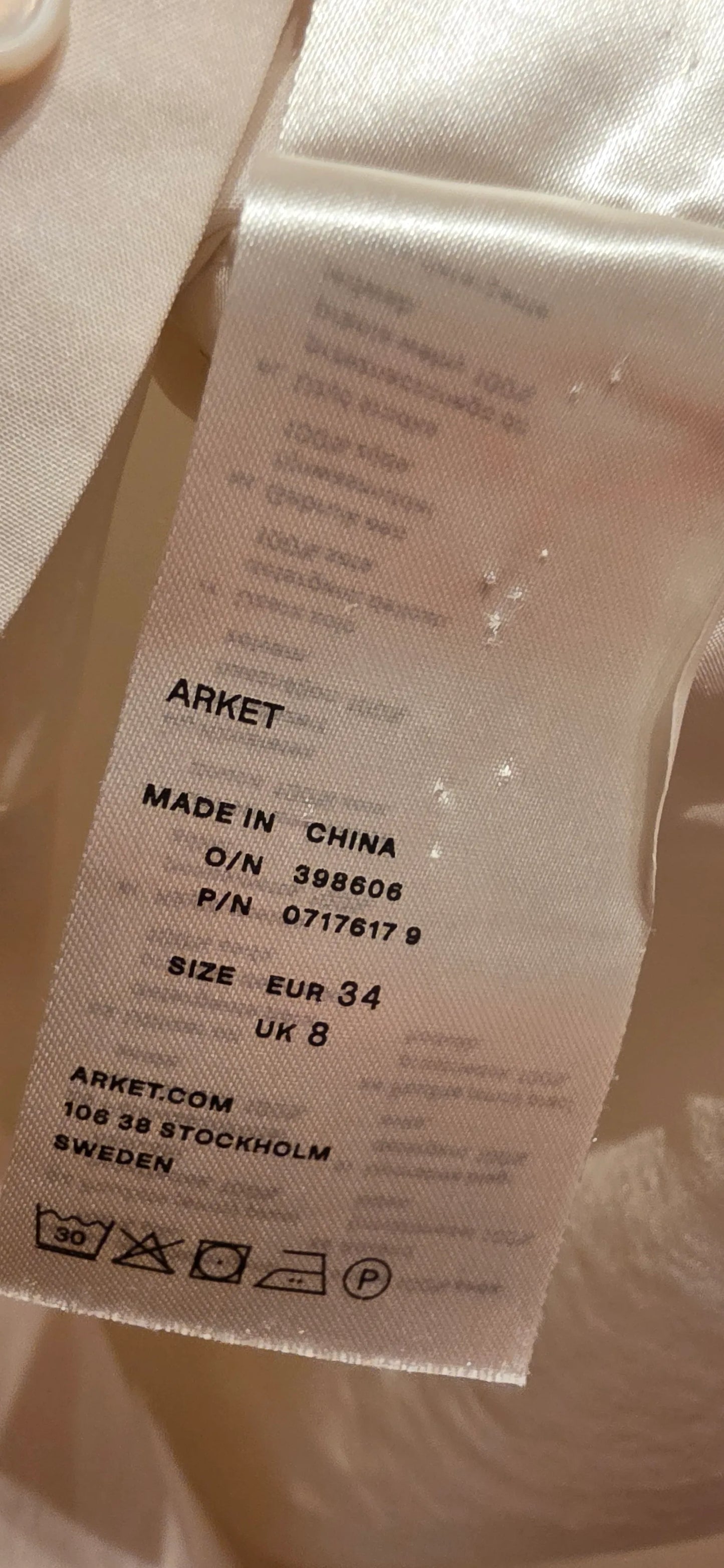 Arket-sidenskjorta