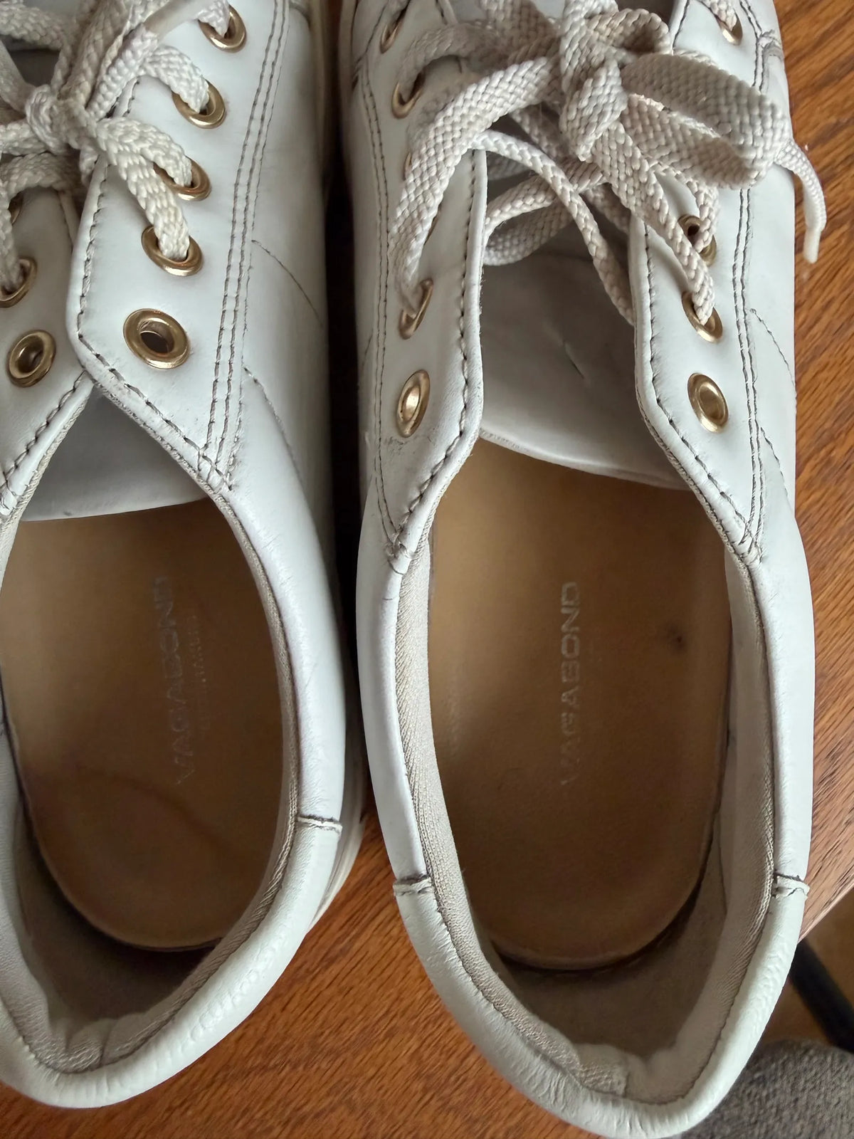 Vagabond Sneakers