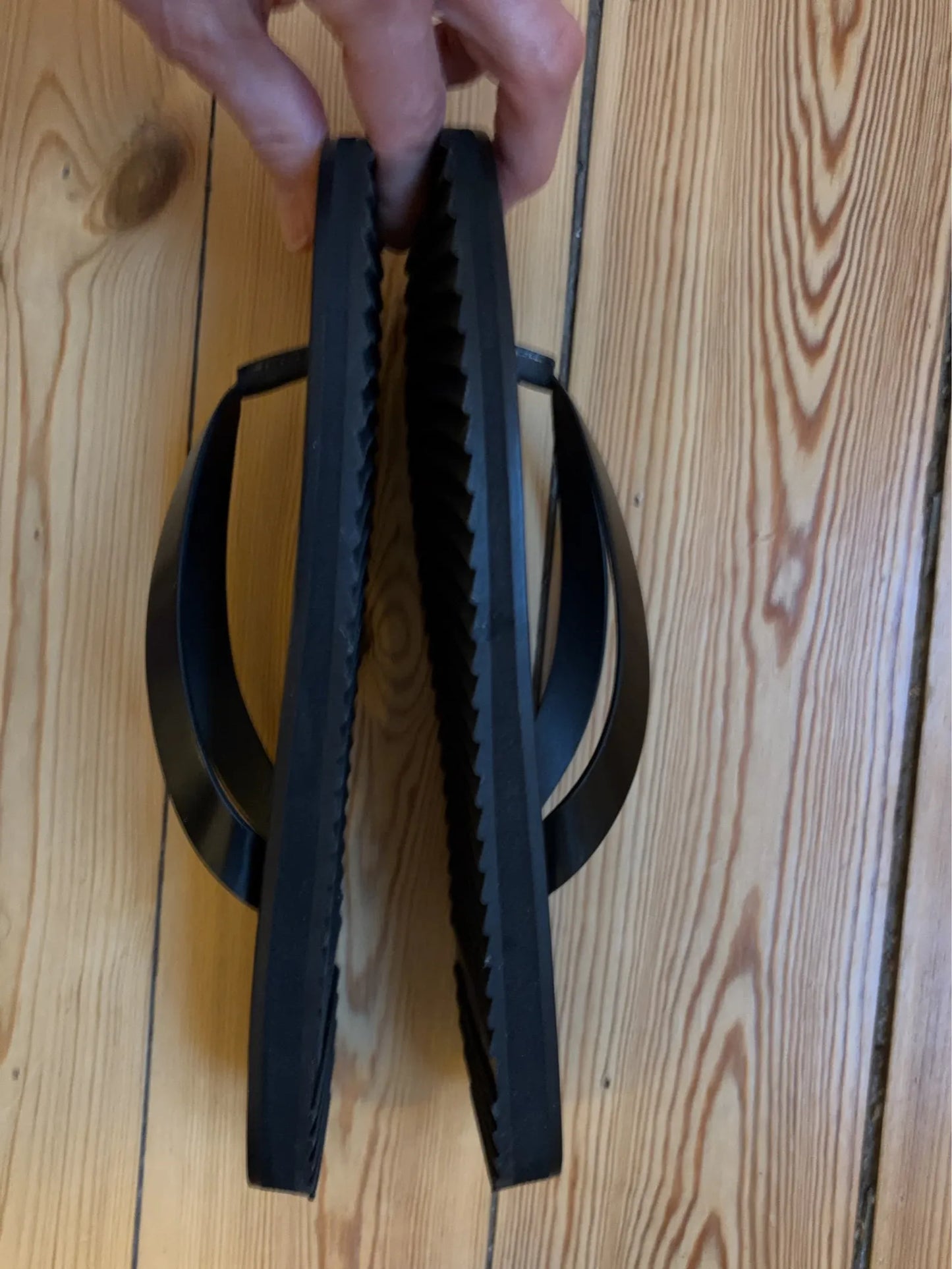The Row City Flip Flop-skinnflip-flops
