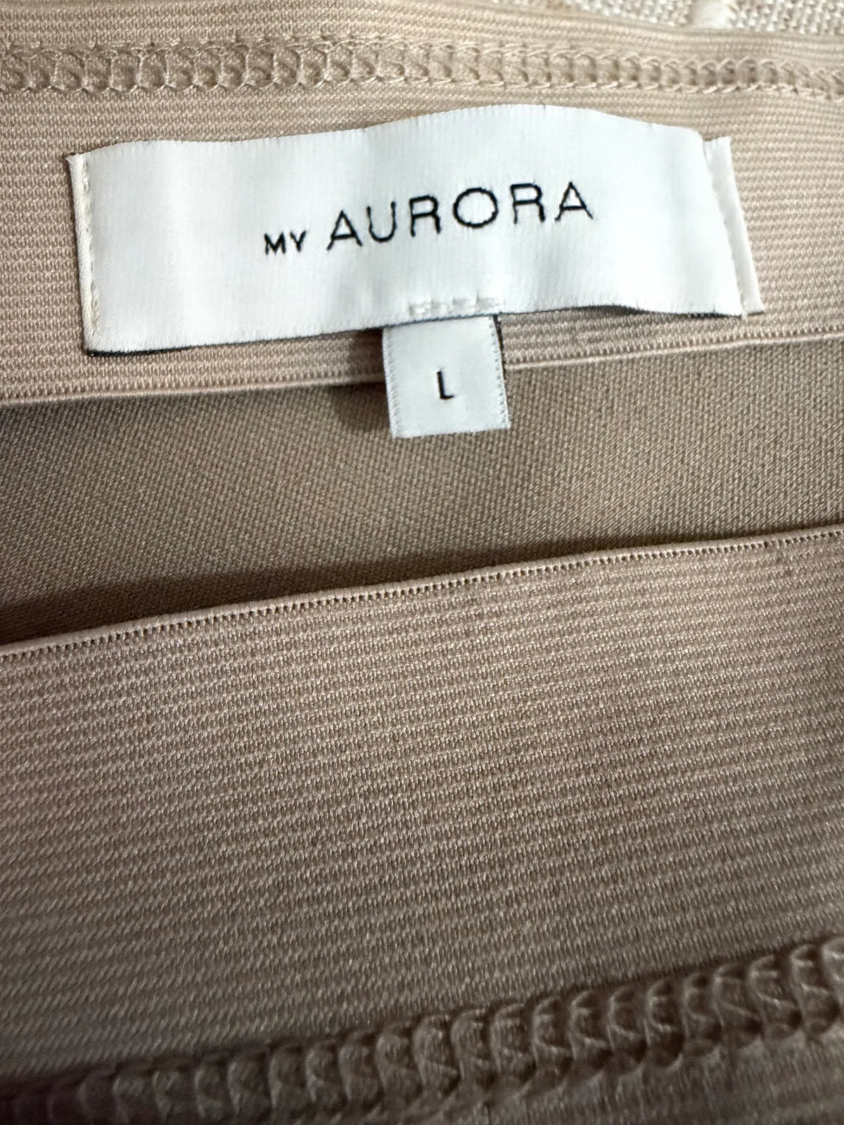 Aurora Carin Satin In Champagne-kjol