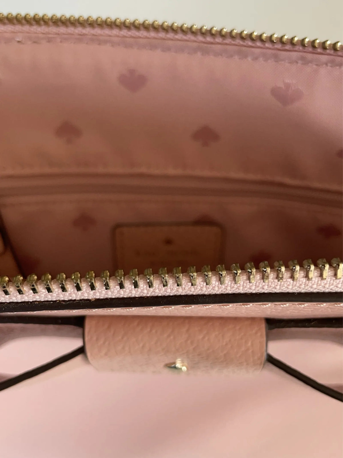 Kate Spade Vet Ej-skinnaxelremsväska NWOT