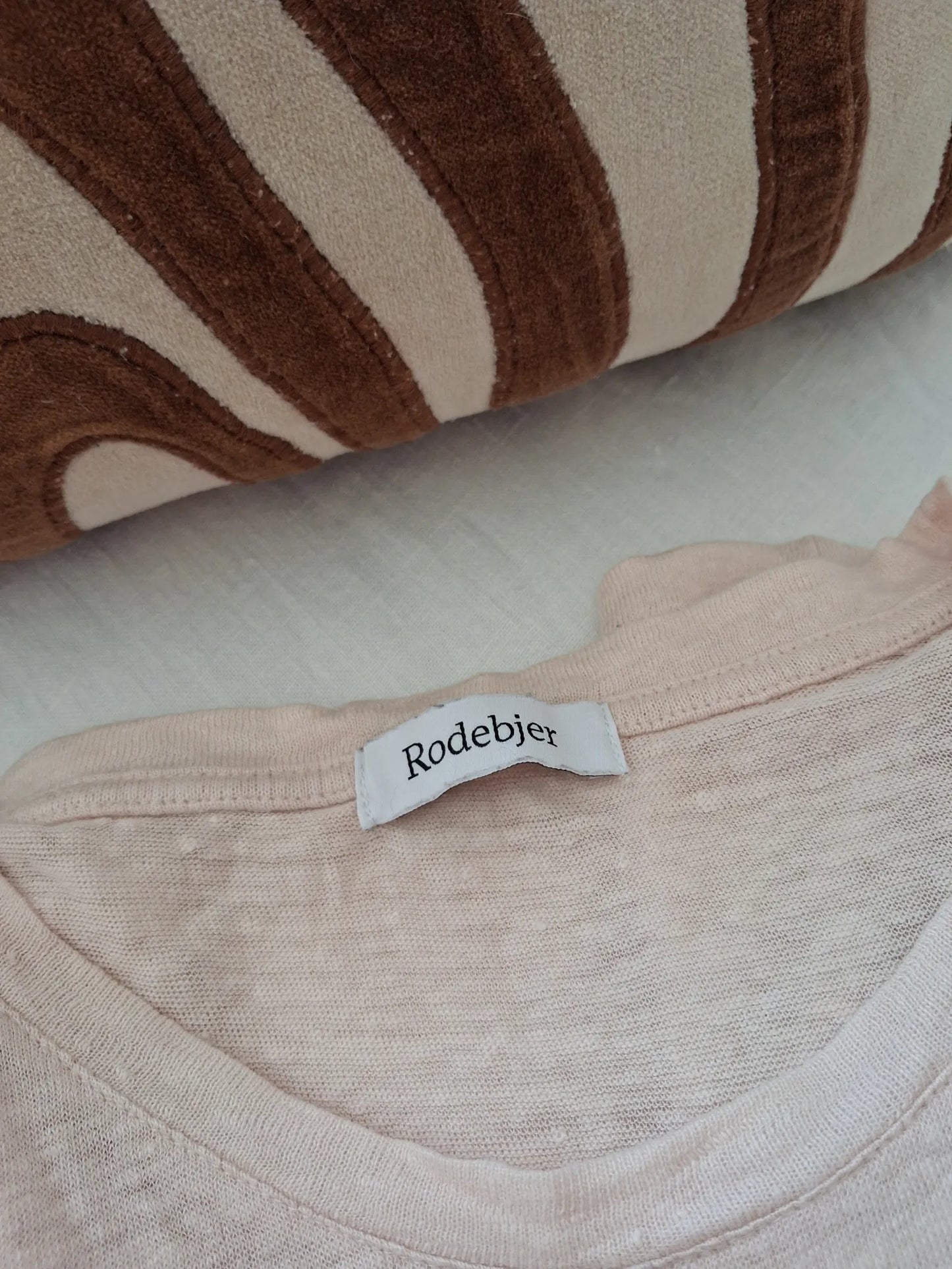 Rodebjer Ninja Linen-linnet-shirt