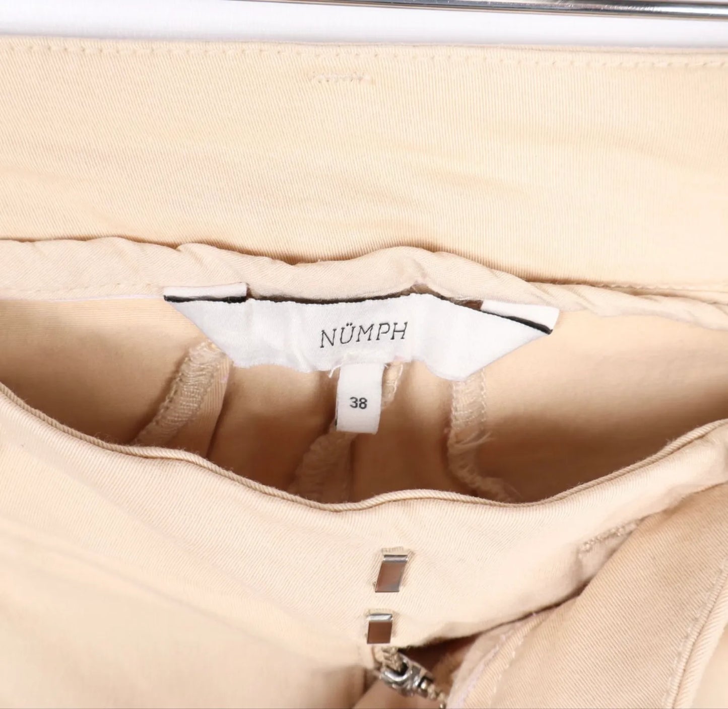 Nümph Nucaddie - Brazilian Sand-chinos